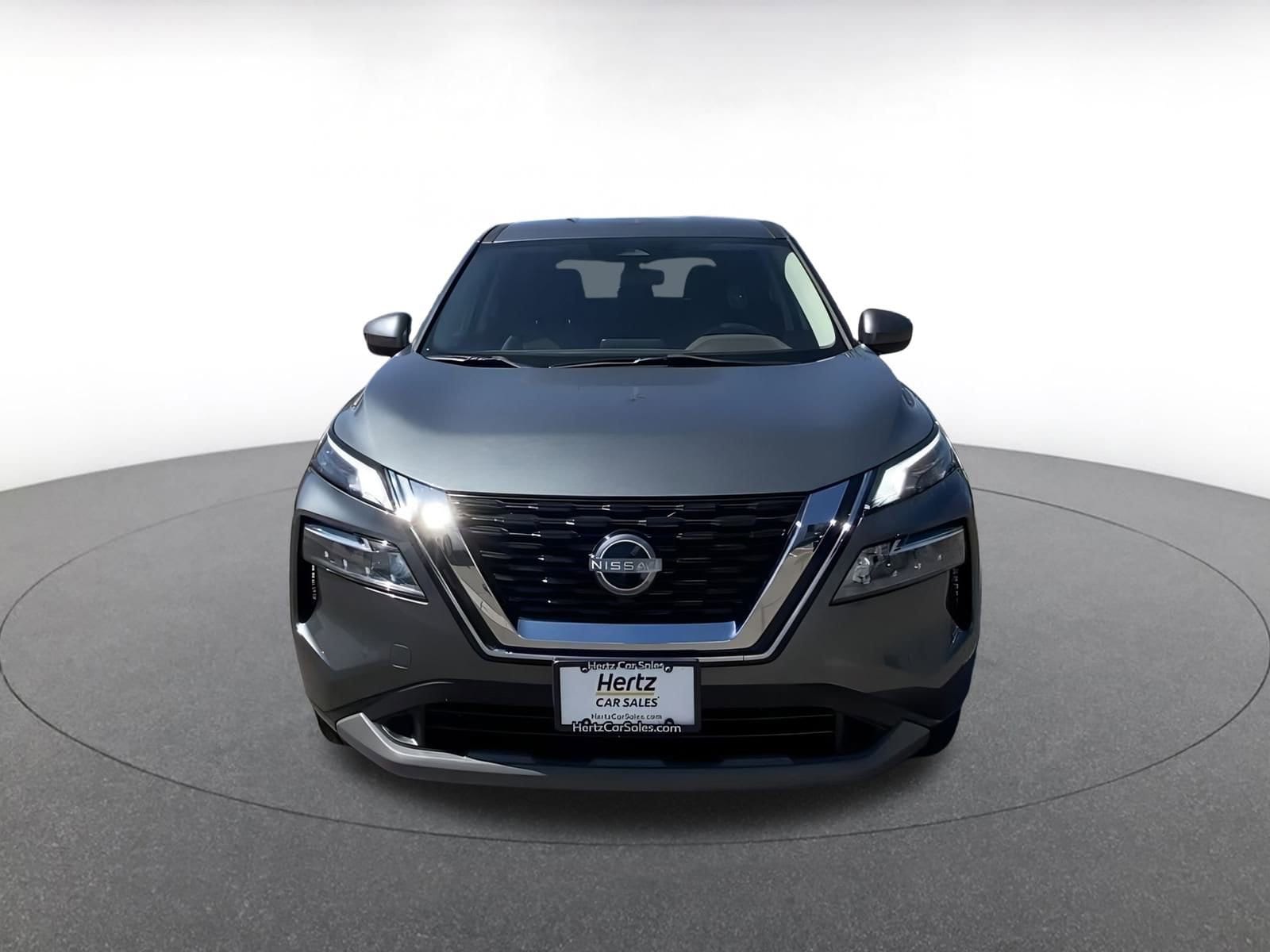 Thumbnail: 2023 Nissan Rogue - 4