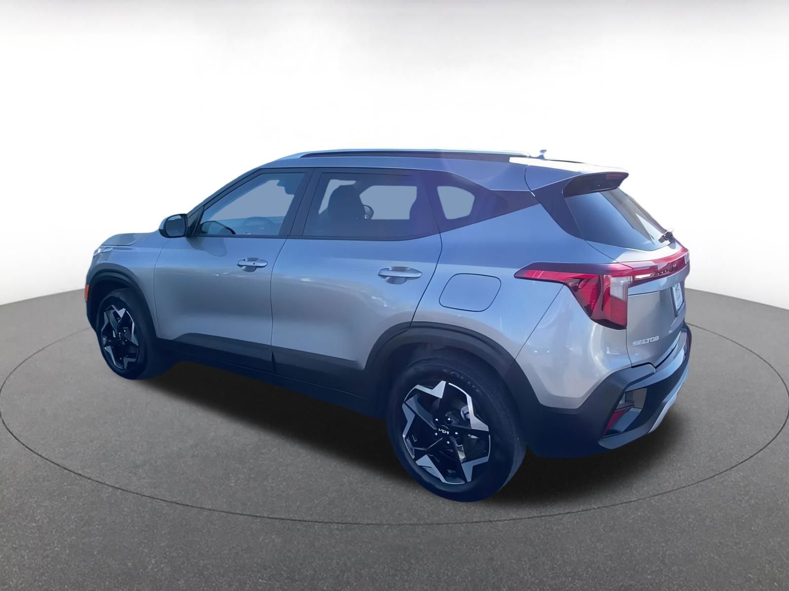 Thumbnail: 2025 Kia Seltos - 10