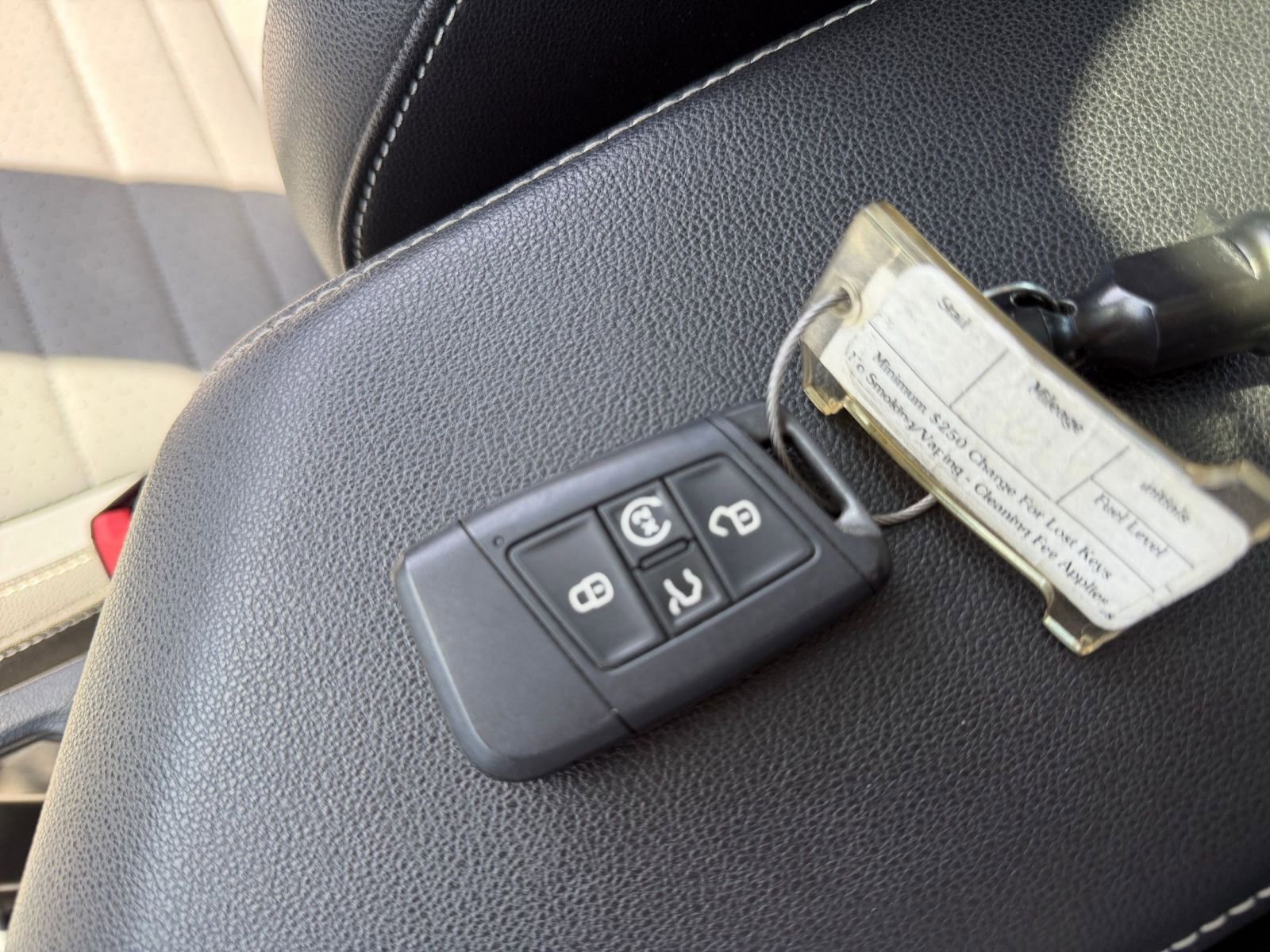 Thumbnail: 2025 Volkswagen Jetta - 24