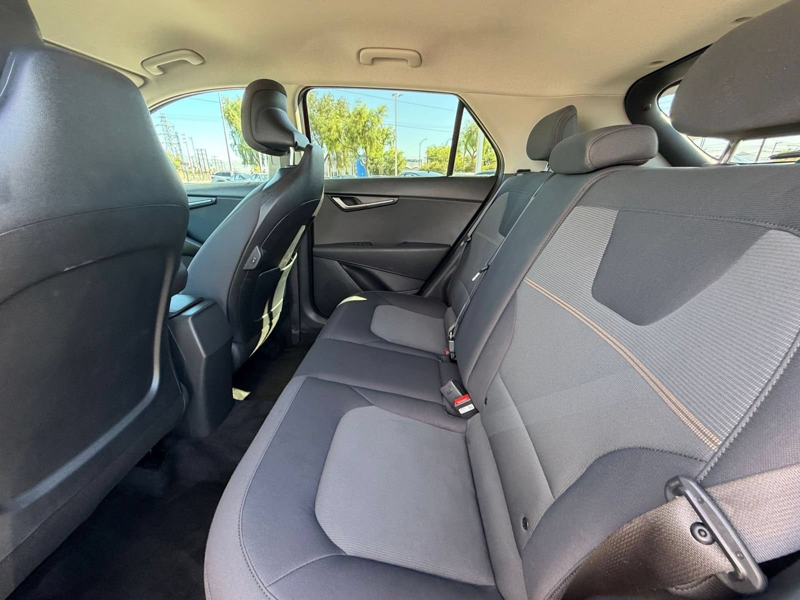 Thumbnail: 2026 Kia Niro - 23