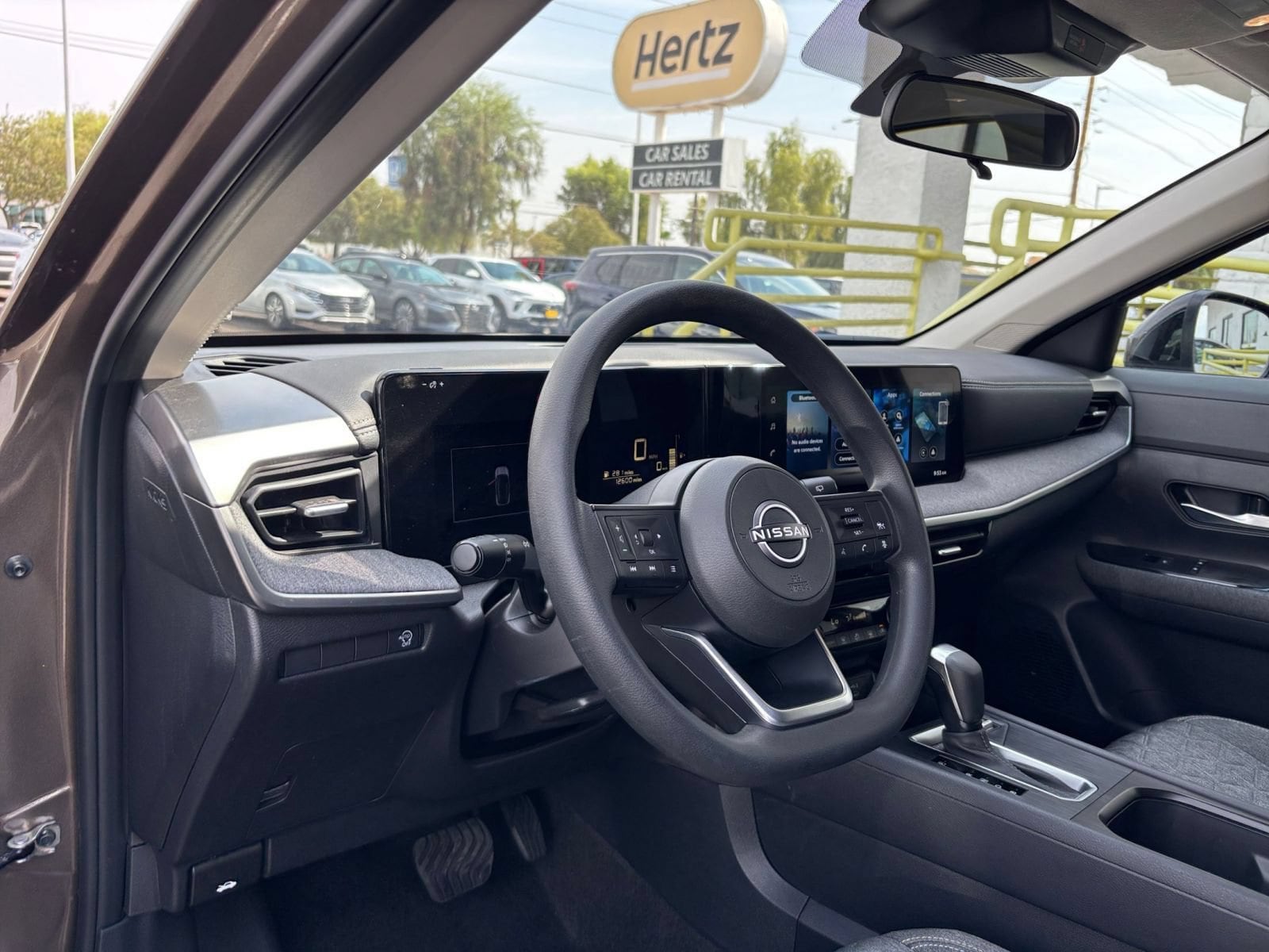 Thumbnail: 2026 Nissan Kicks - 32