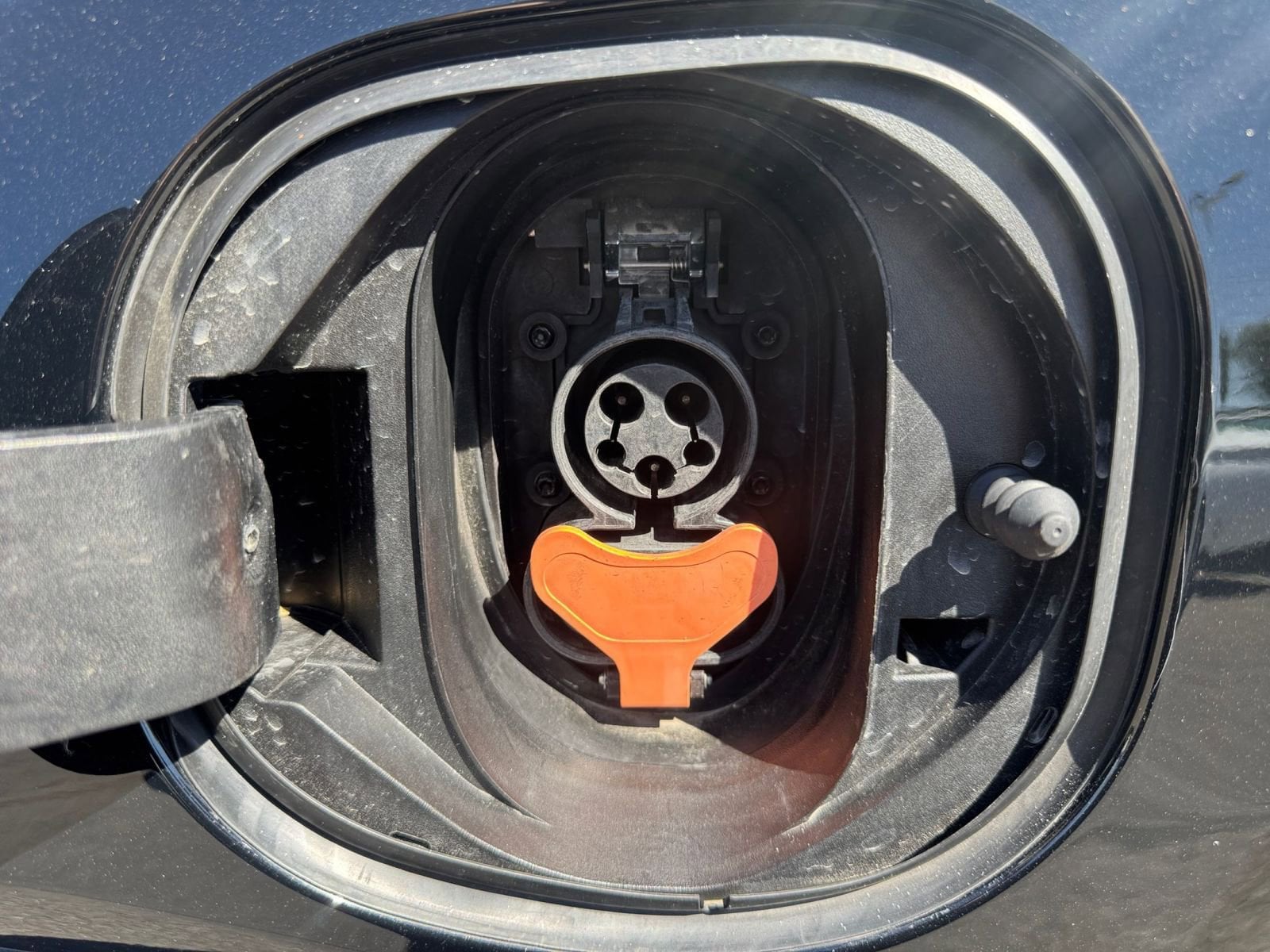 Thumbnail: 2023 Chevrolet Bolt EV - 23