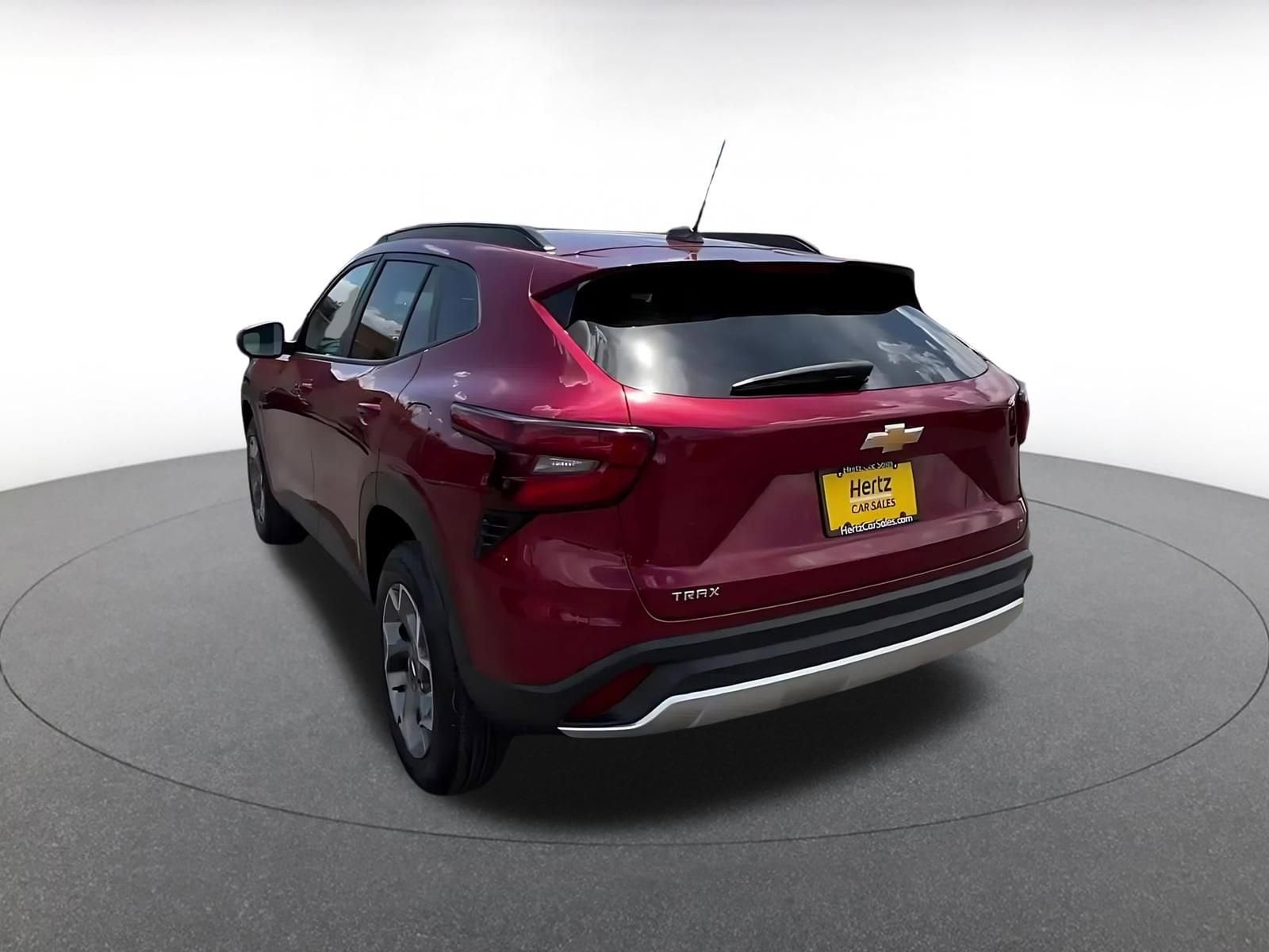 Thumbnail: 2025 Chevrolet Trax - 11