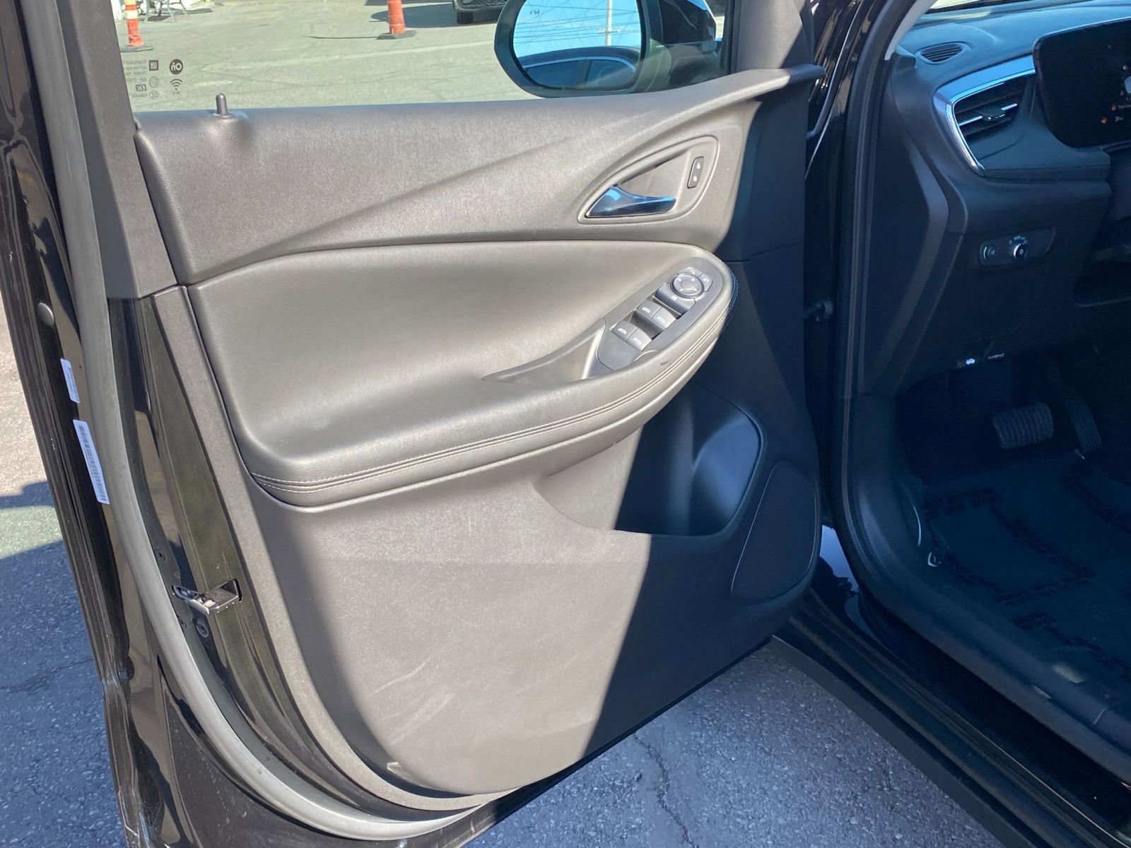 Thumbnail: 2025 Buick Encore GX - 18