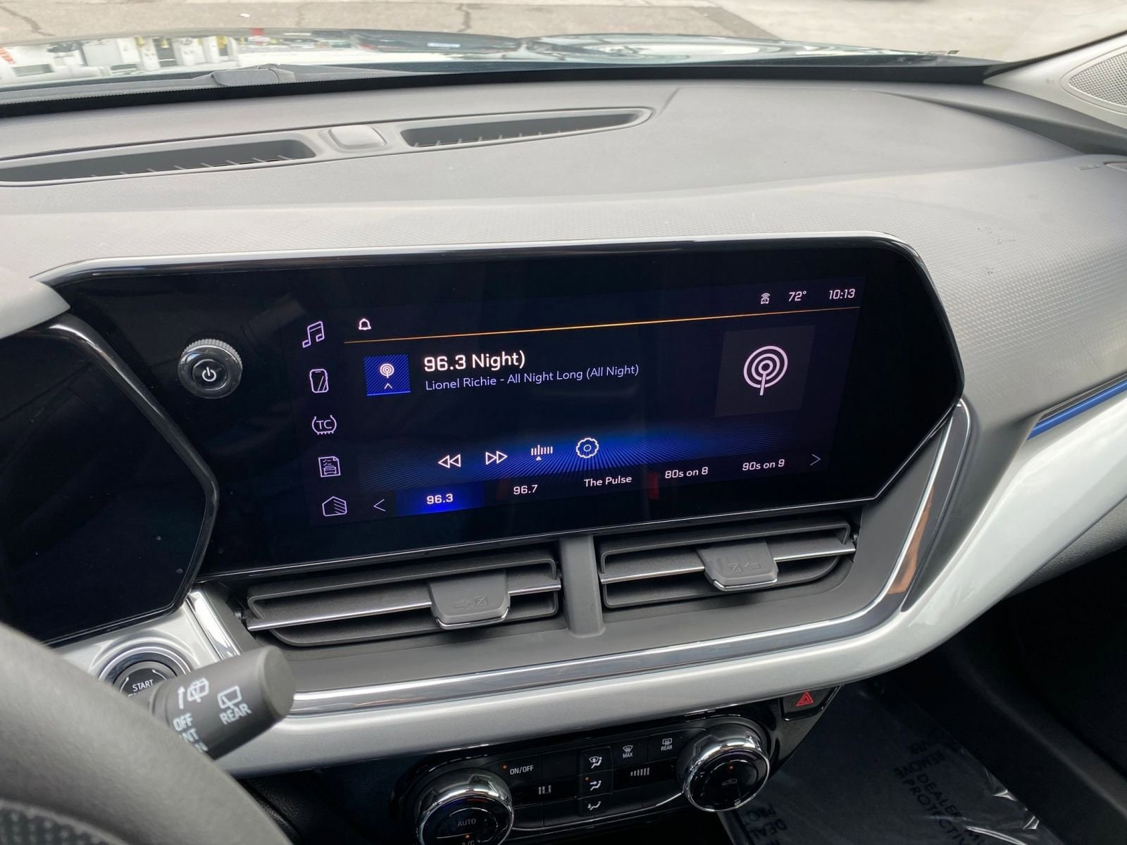 Thumbnail: 2025 Chevrolet Trax - 18