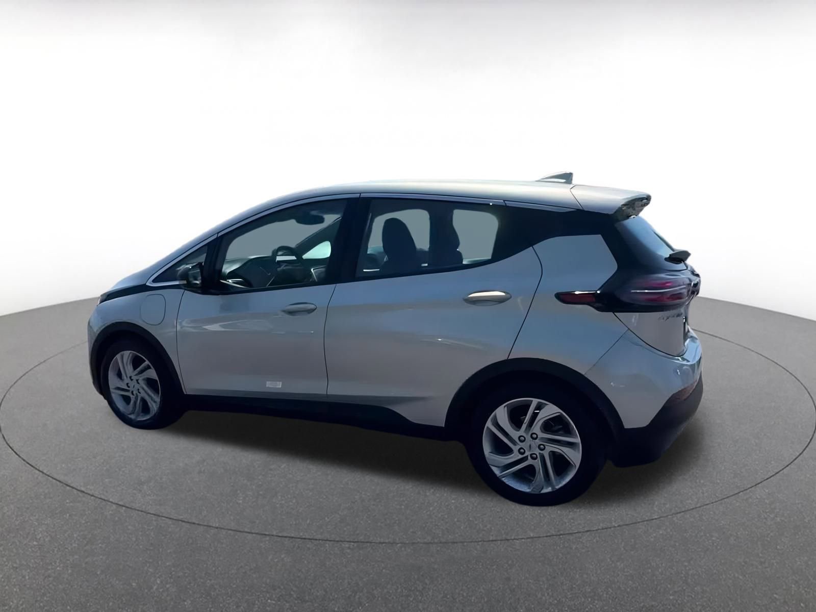 Thumbnail: 2023 Chevrolet Bolt EV - 10