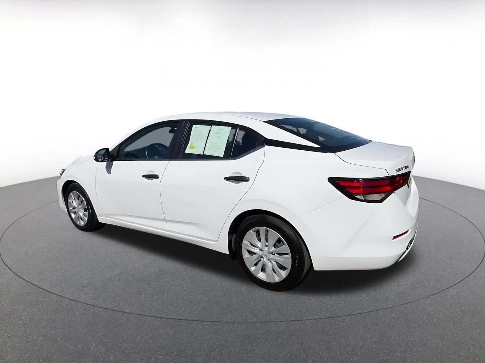 2025 Nissan Sentra S - Photo 8