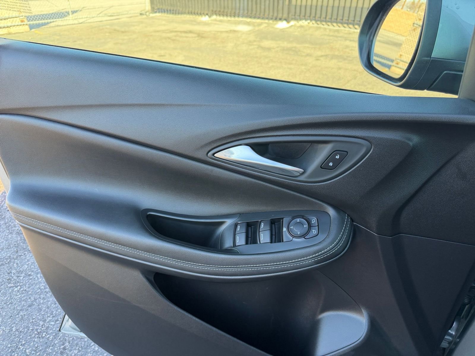 Thumbnail: 2025 Buick Encore GX - 20