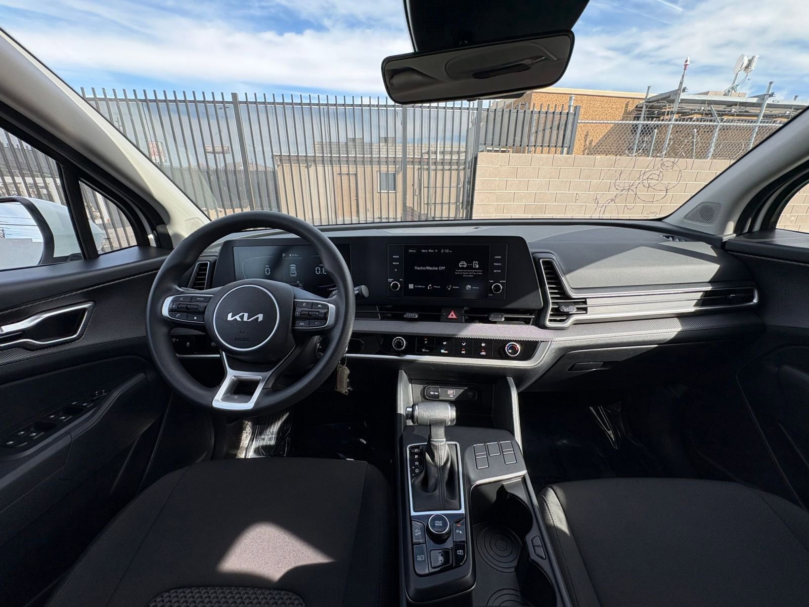 Thumbnail: 2025 Kia Sportage - 32