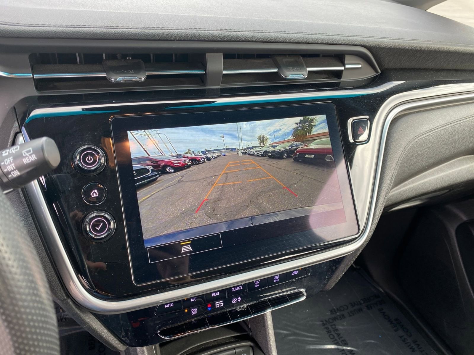 Thumbnail: 2023 Chevrolet Bolt EV - 17