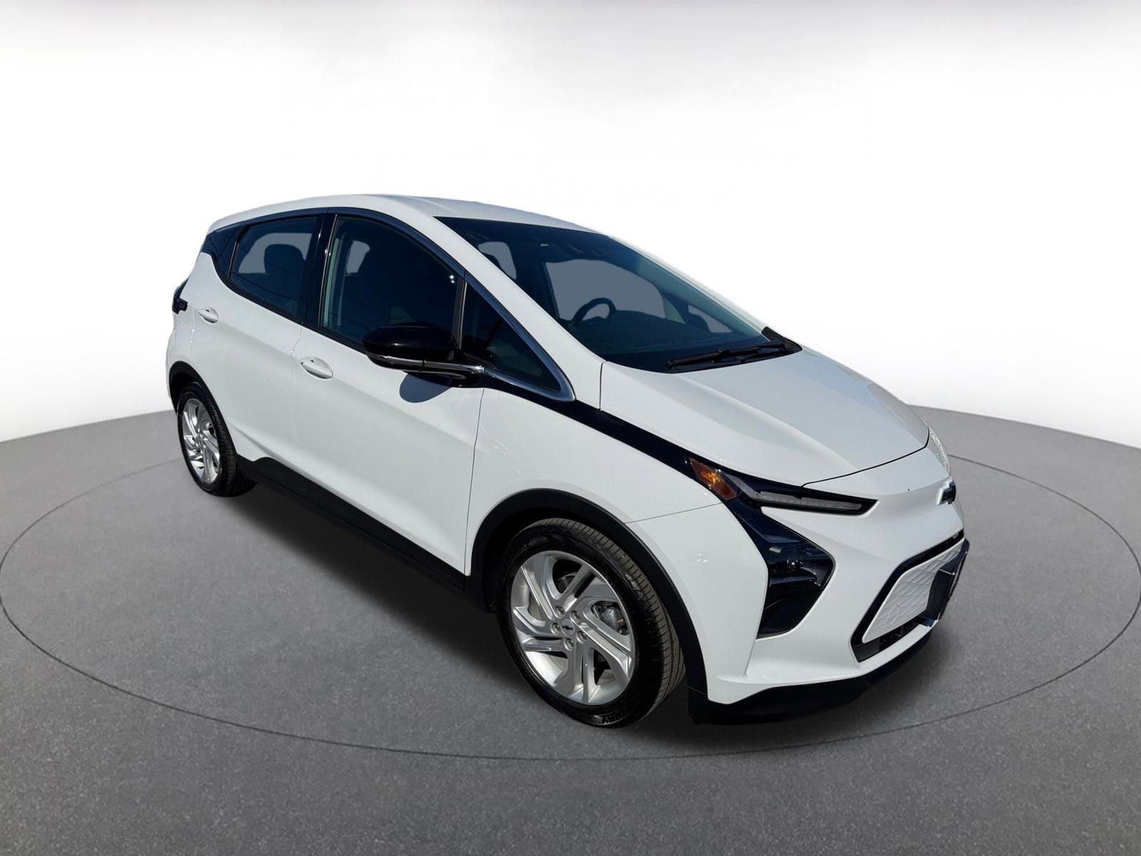 Thumbnail: 2023 Chevrolet Bolt EV - 1