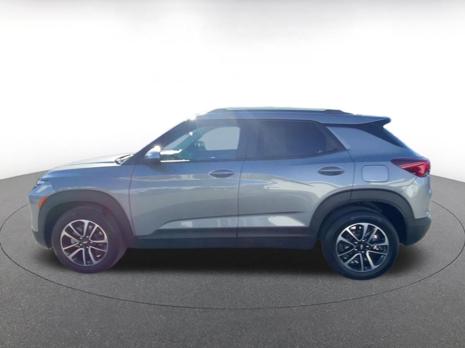 Thumbnail: 2025 Chevrolet TrailBlazer - 9