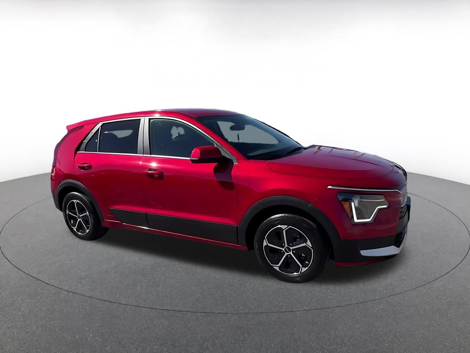 Thumbnail: 2026 Kia Niro - 2