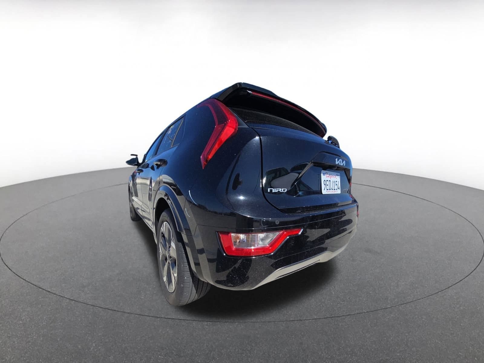 Thumbnail: 2023 Kia Niro - 7