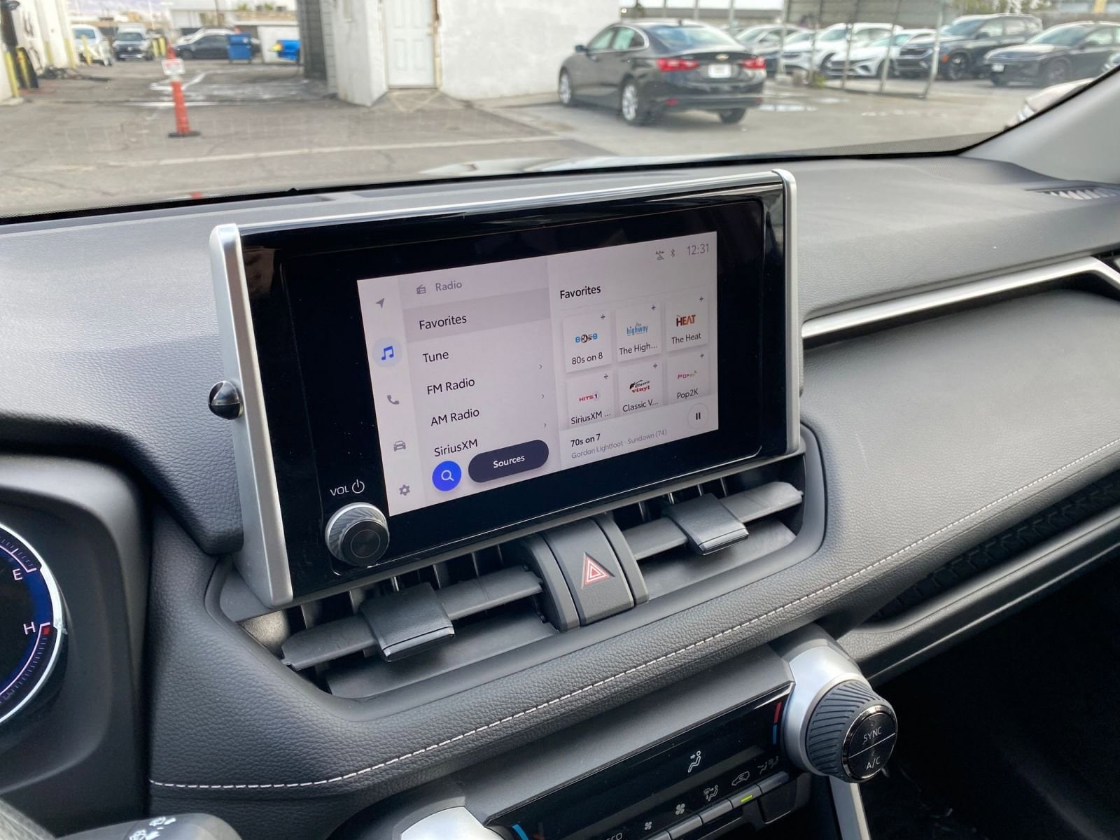 Thumbnail: 2025 Toyota RAV4 - 18