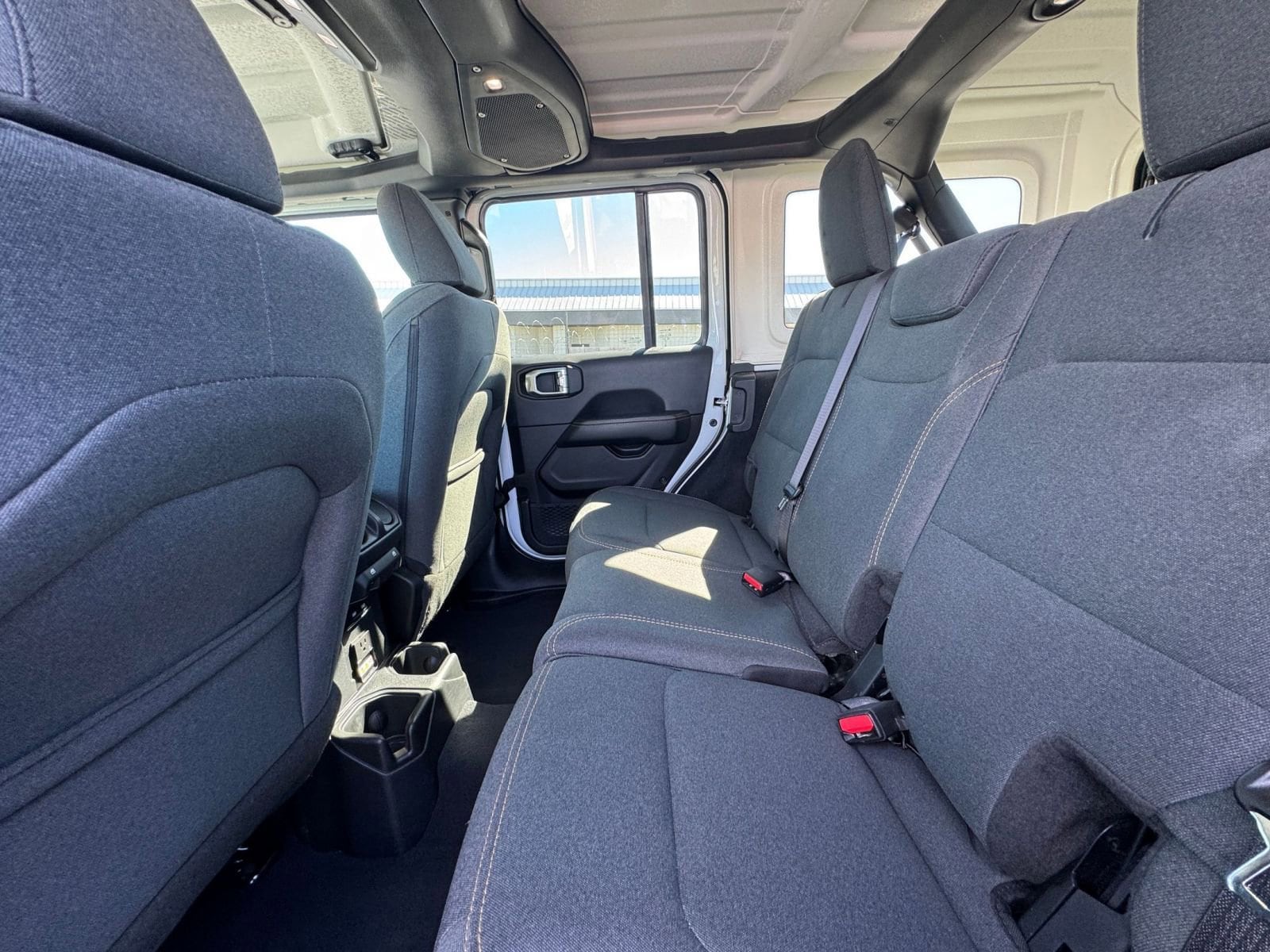 Thumbnail: 2025 Jeep Wrangler - 23