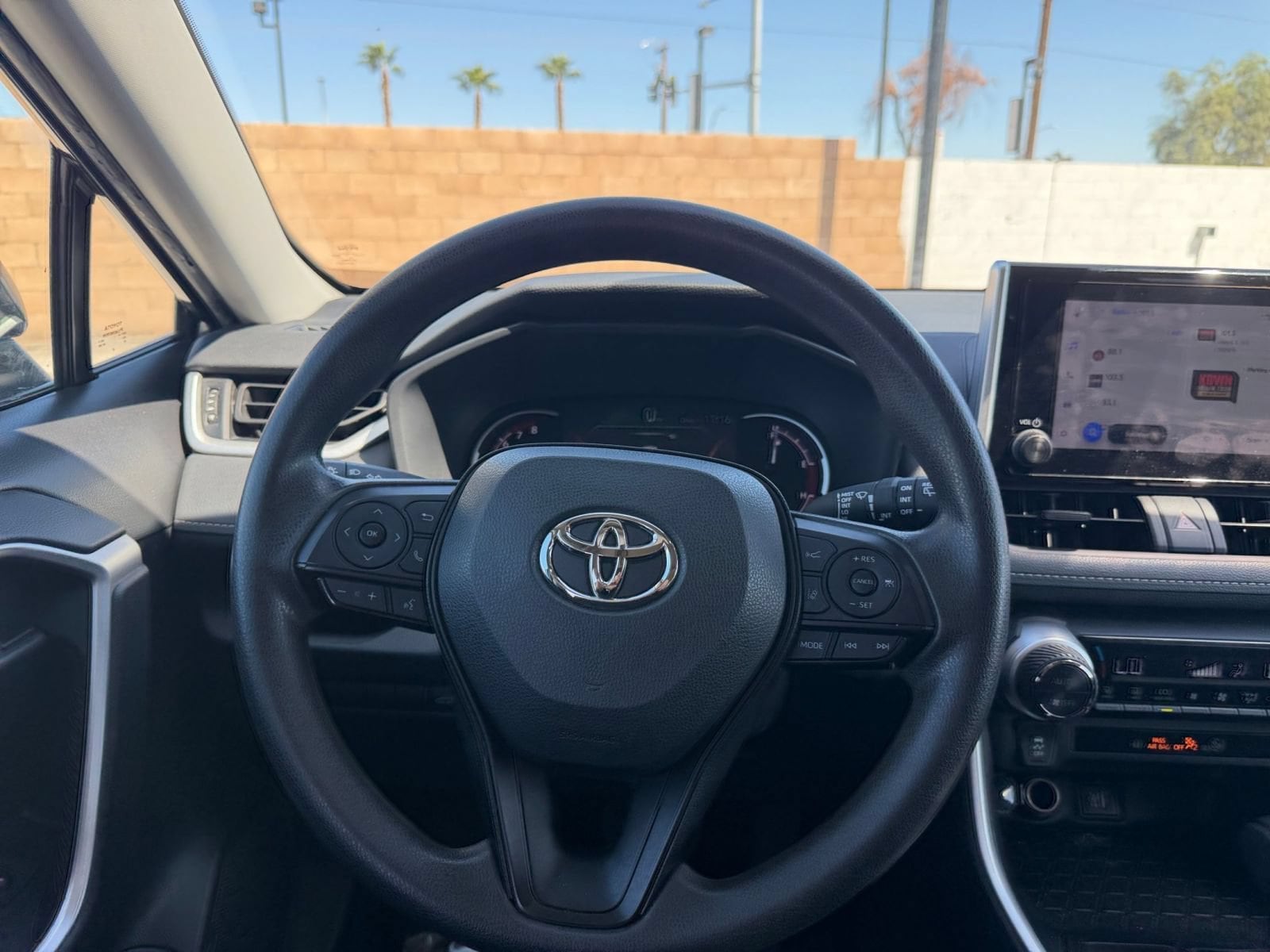 Thumbnail: 2024 Toyota RAV4 - 35