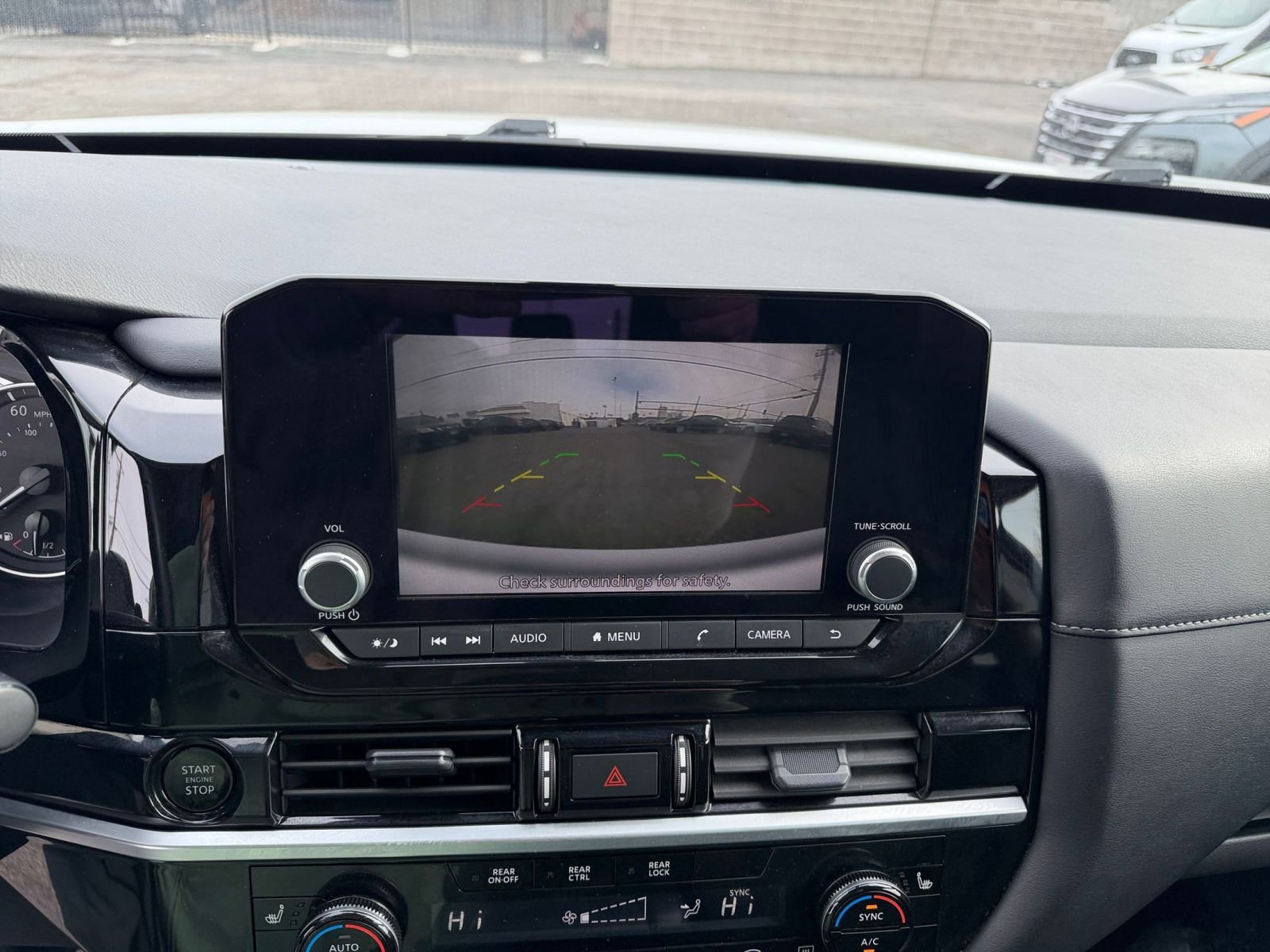 Thumbnail: 2025 Nissan Pathfinder - 24