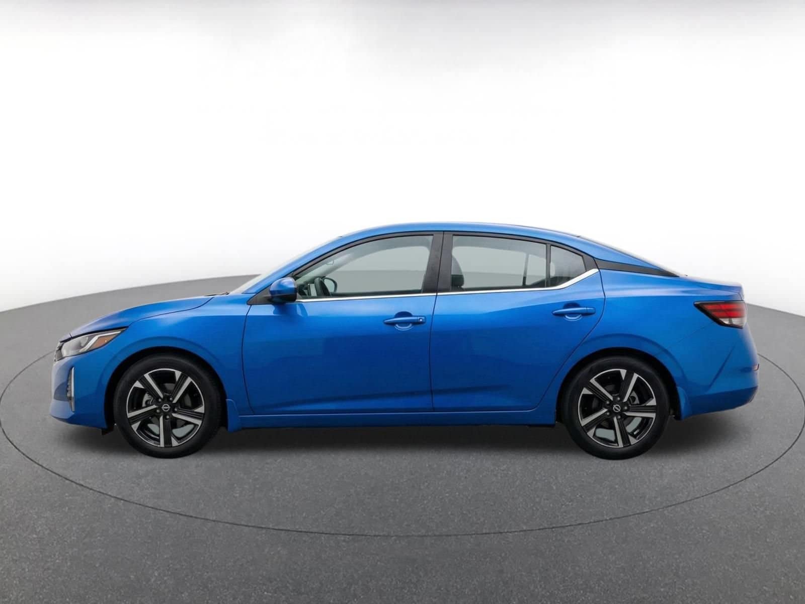 Thumbnail: 2025 Nissan Sentra - 4