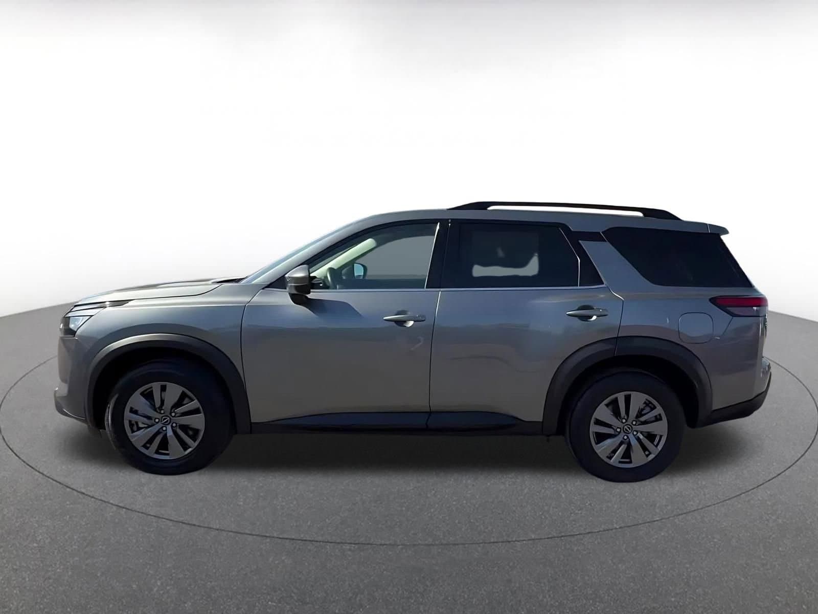 Thumbnail: 2025 Nissan Pathfinder - 9