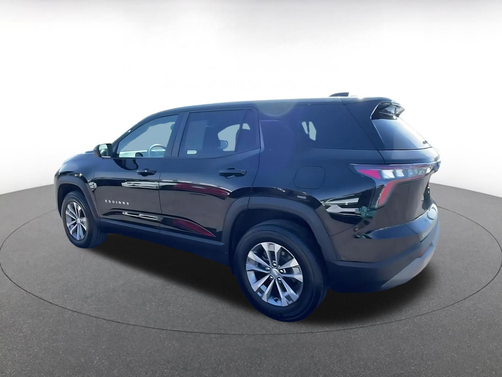 Thumbnail: 2025 Chevrolet Equinox - 10
