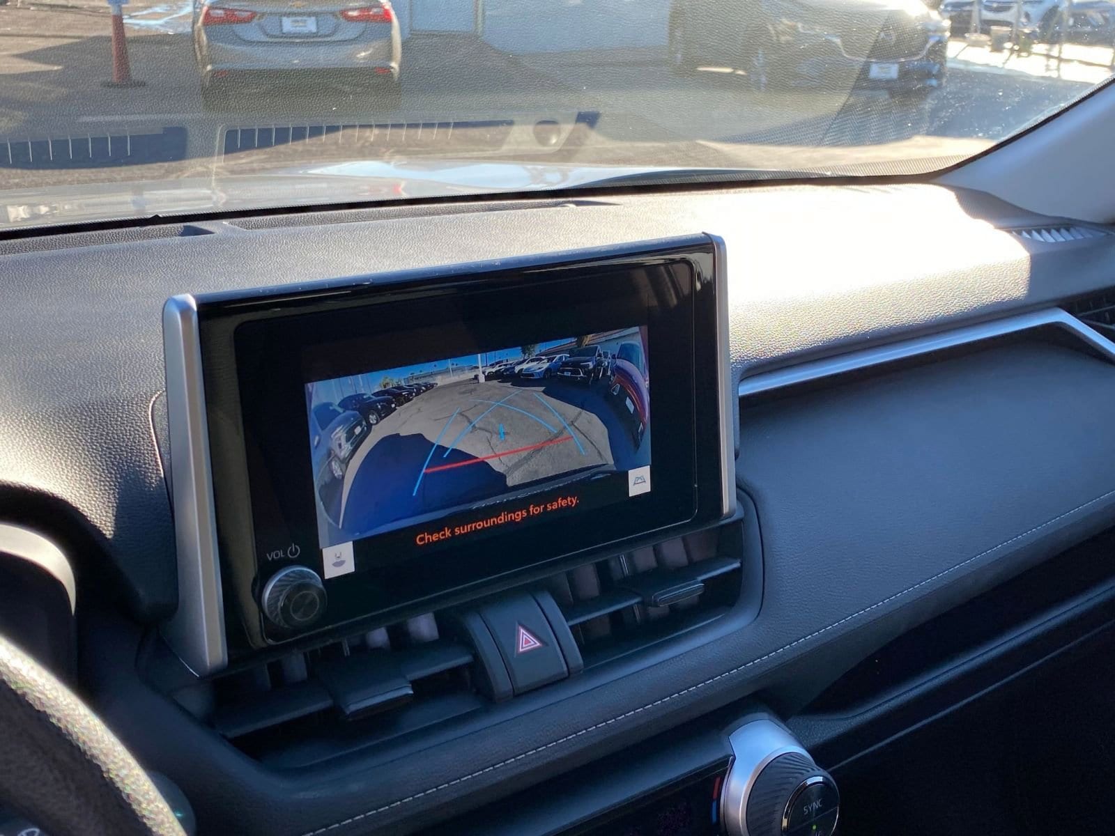 Thumbnail: 2025 Toyota RAV4 - 17