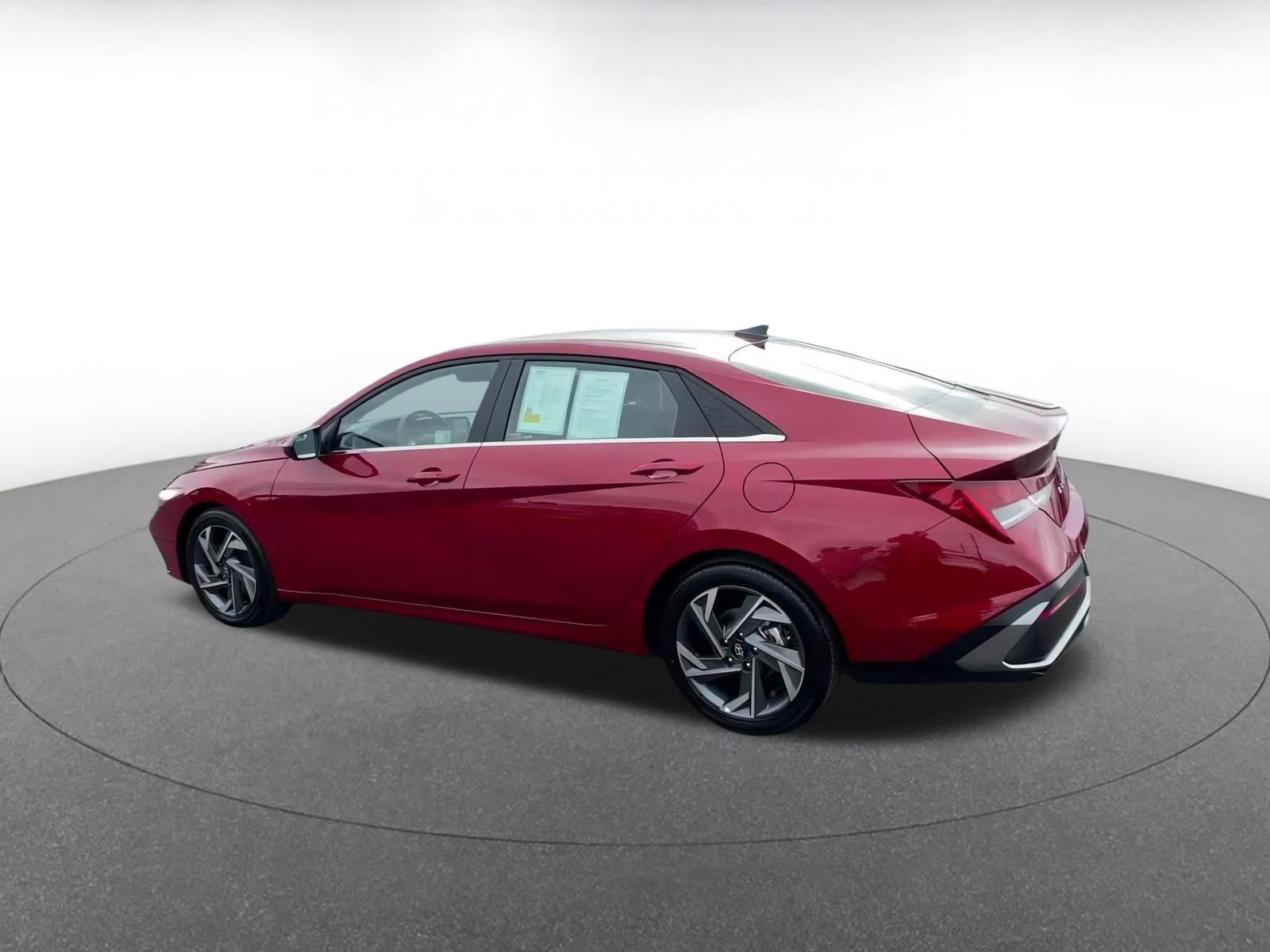 Thumbnail: 2025 Hyundai Elantra - 10