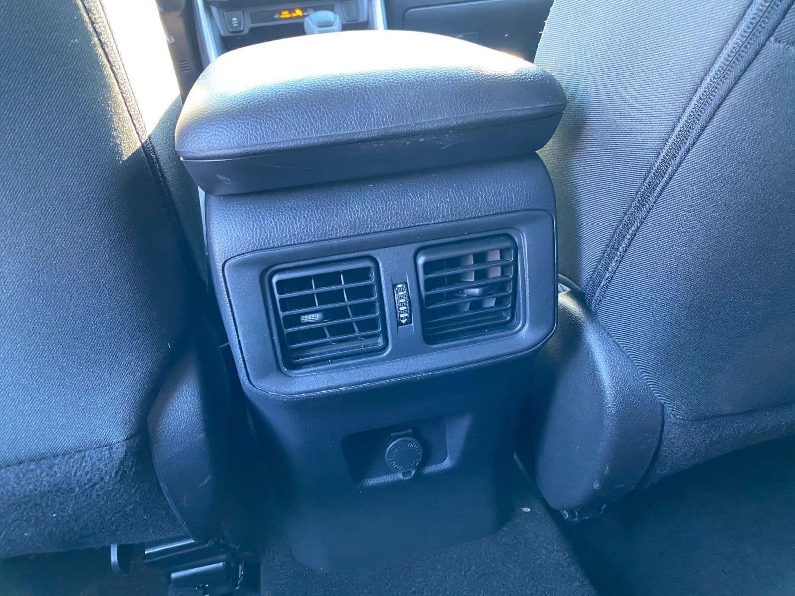 Thumbnail: 2025 Toyota RAV4 - 24