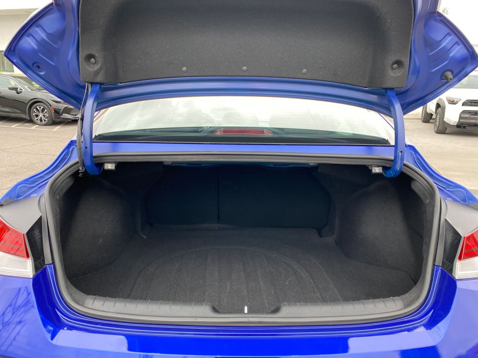 Thumbnail: 2025 Hyundai Elantra - 32