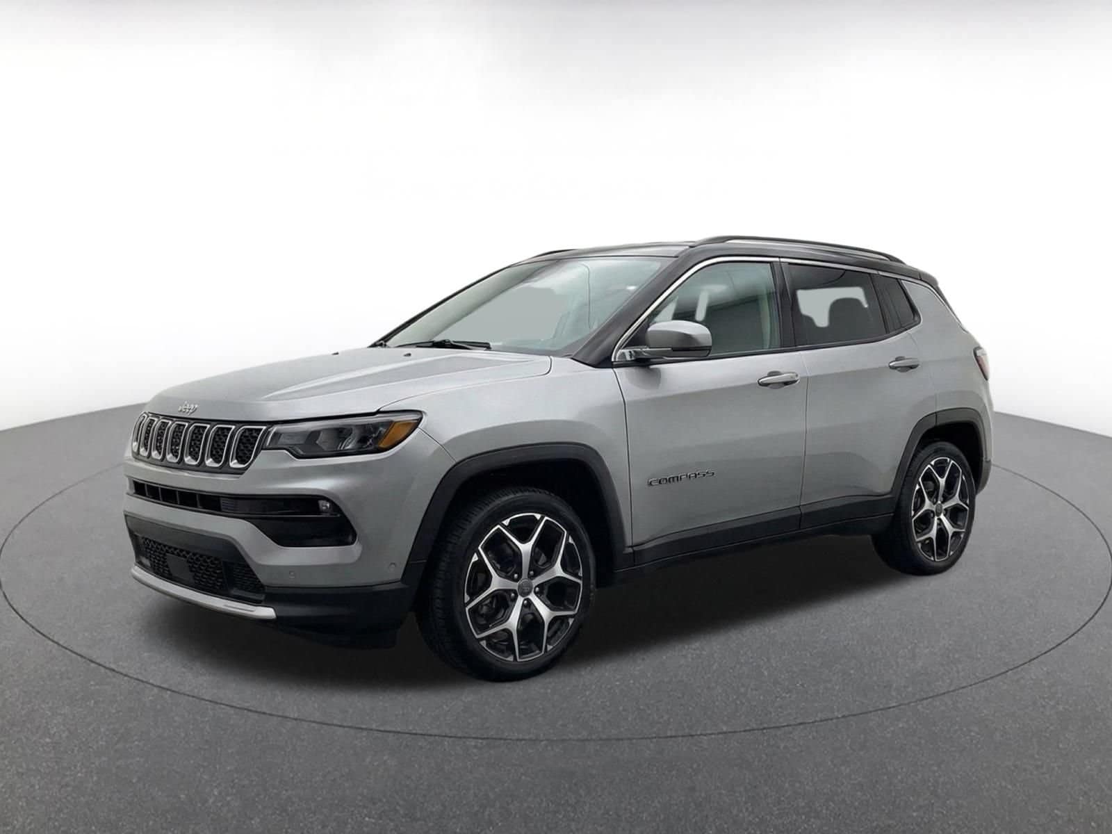 Thumbnail: 2025 Jeep Compass - 3