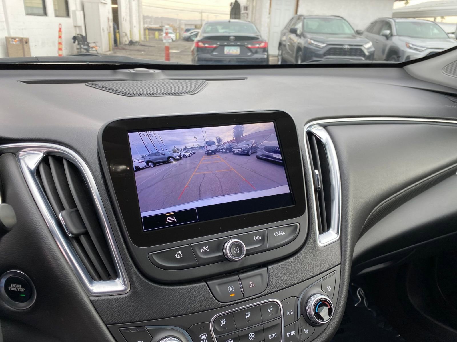 Thumbnail: 2024 Chevrolet Malibu - 17