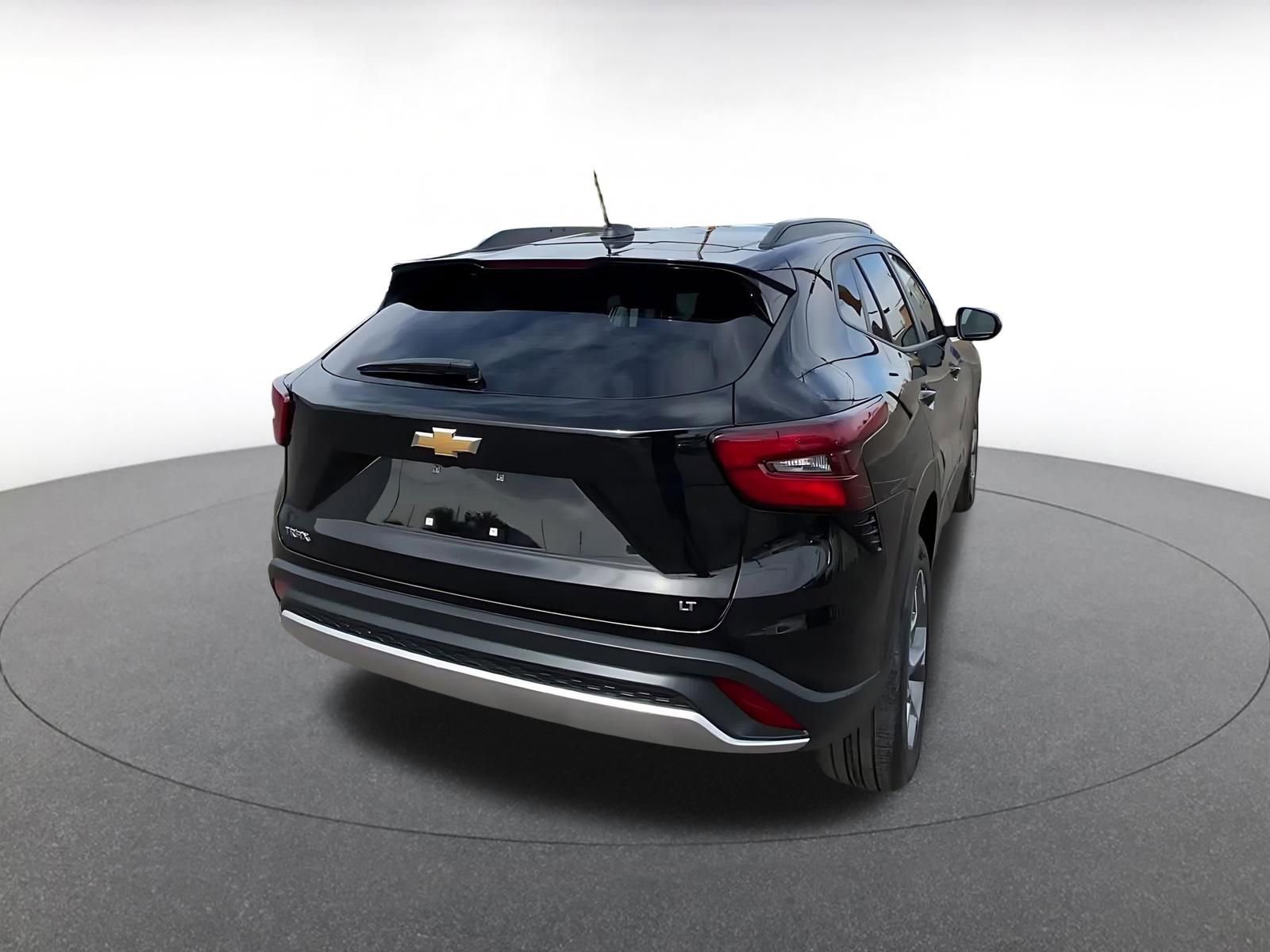 Thumbnail: 2025 Chevrolet Trax - 14