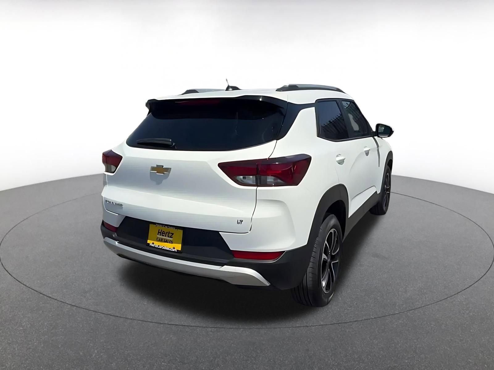 Thumbnail: 2025 Chevrolet TrailBlazer - 14