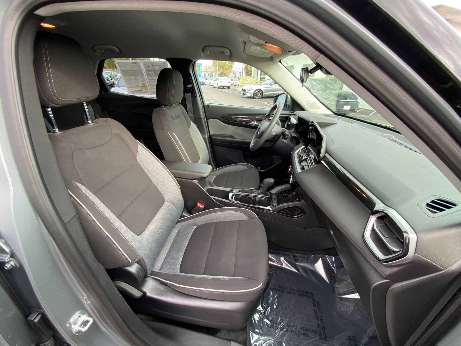 Thumbnail: 2025 Chevrolet TrailBlazer - 27