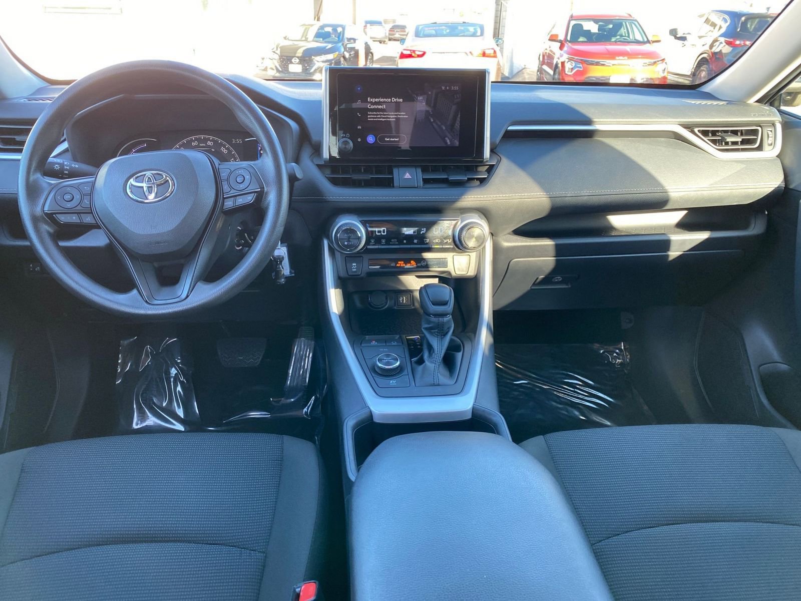 Thumbnail: 2025 Toyota RAV4 - 33