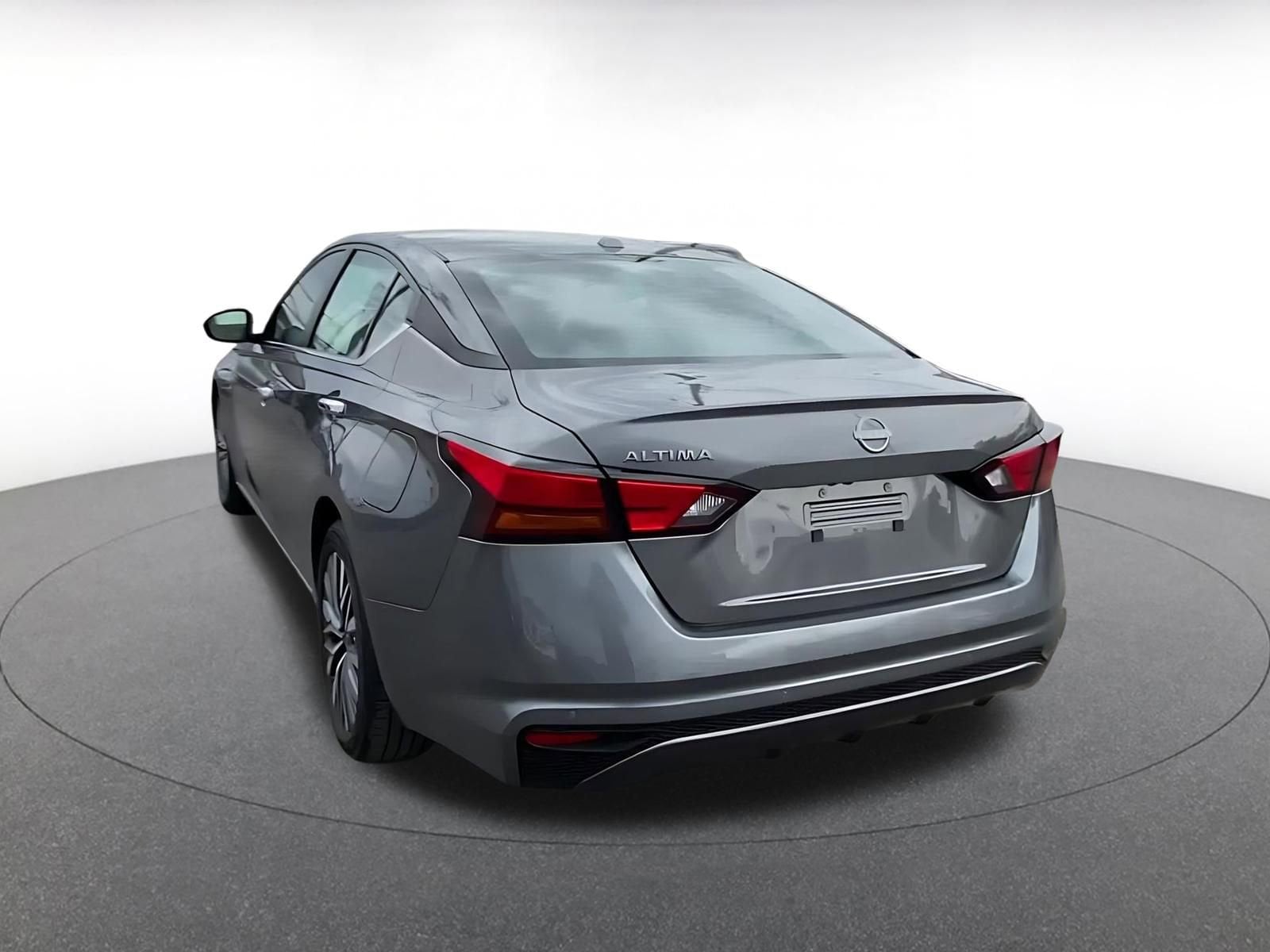 Thumbnail: 2025 Nissan Altima - 11