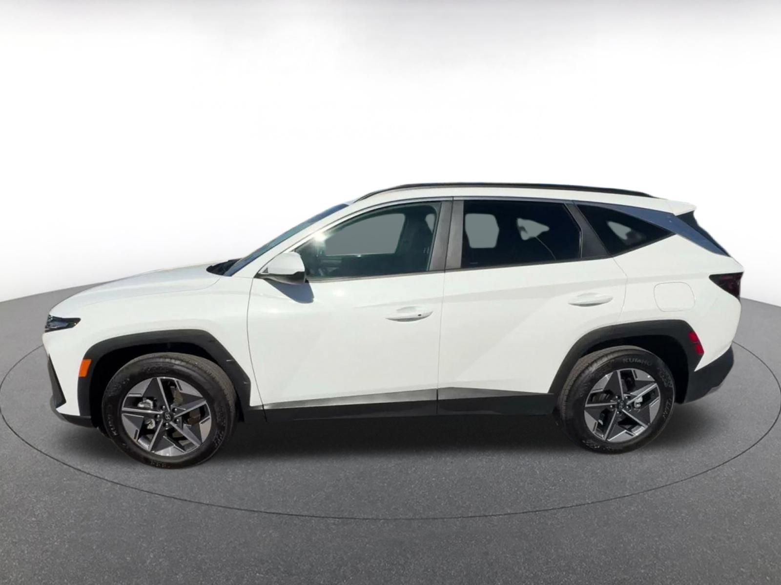 Thumbnail: 2026 Hyundai Tucson - 8