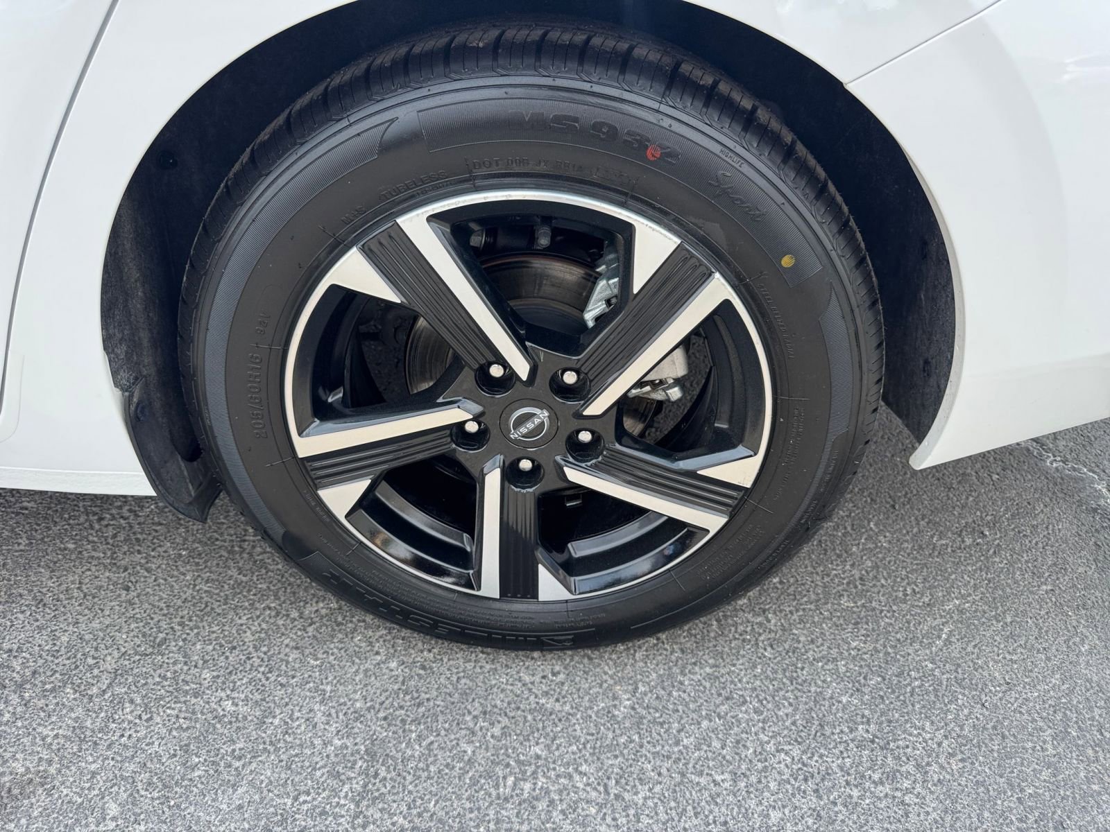 Thumbnail: 2024 Nissan Sentra - 28