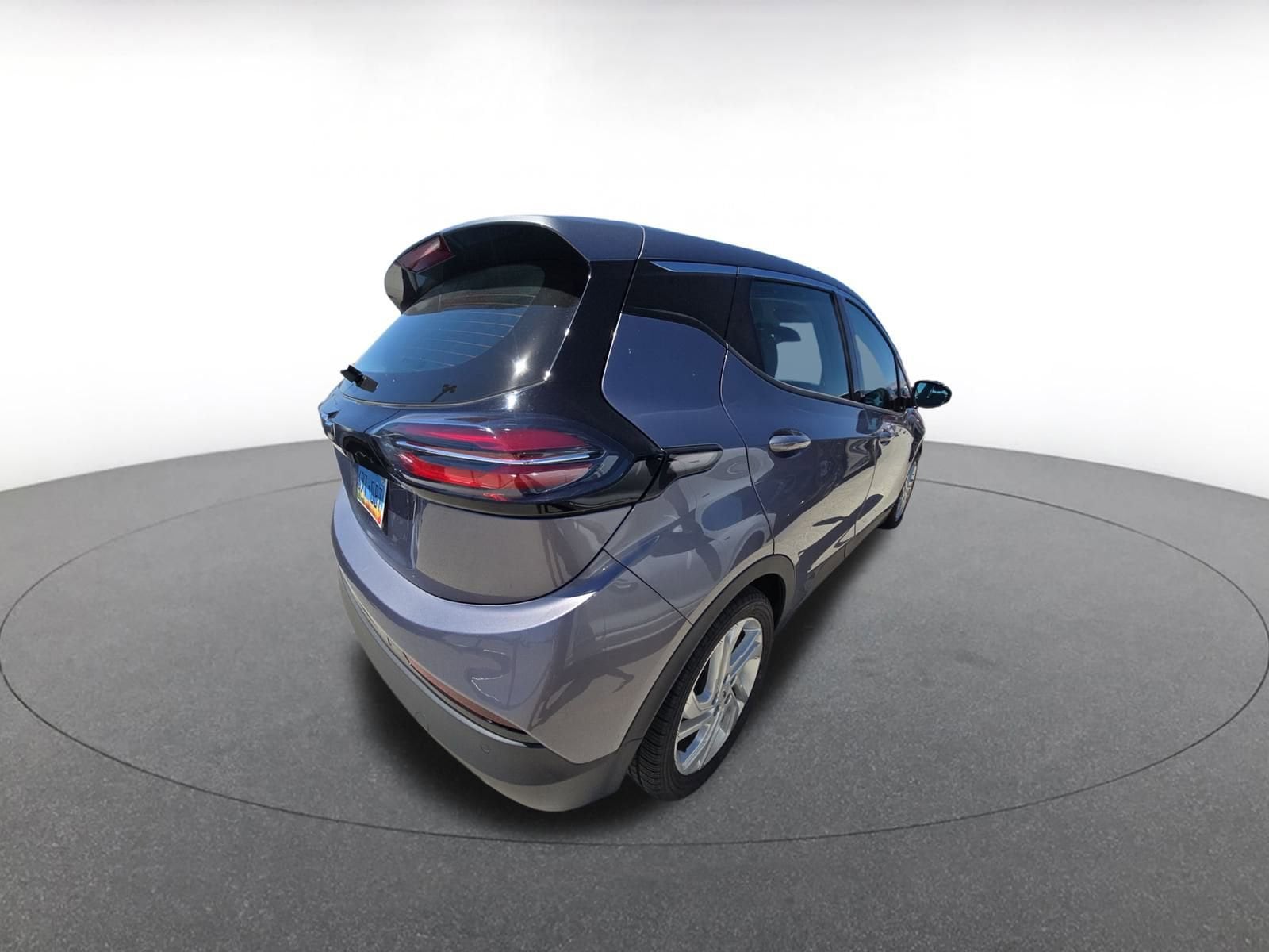 Thumbnail: 2023 Chevrolet Bolt EV - 9