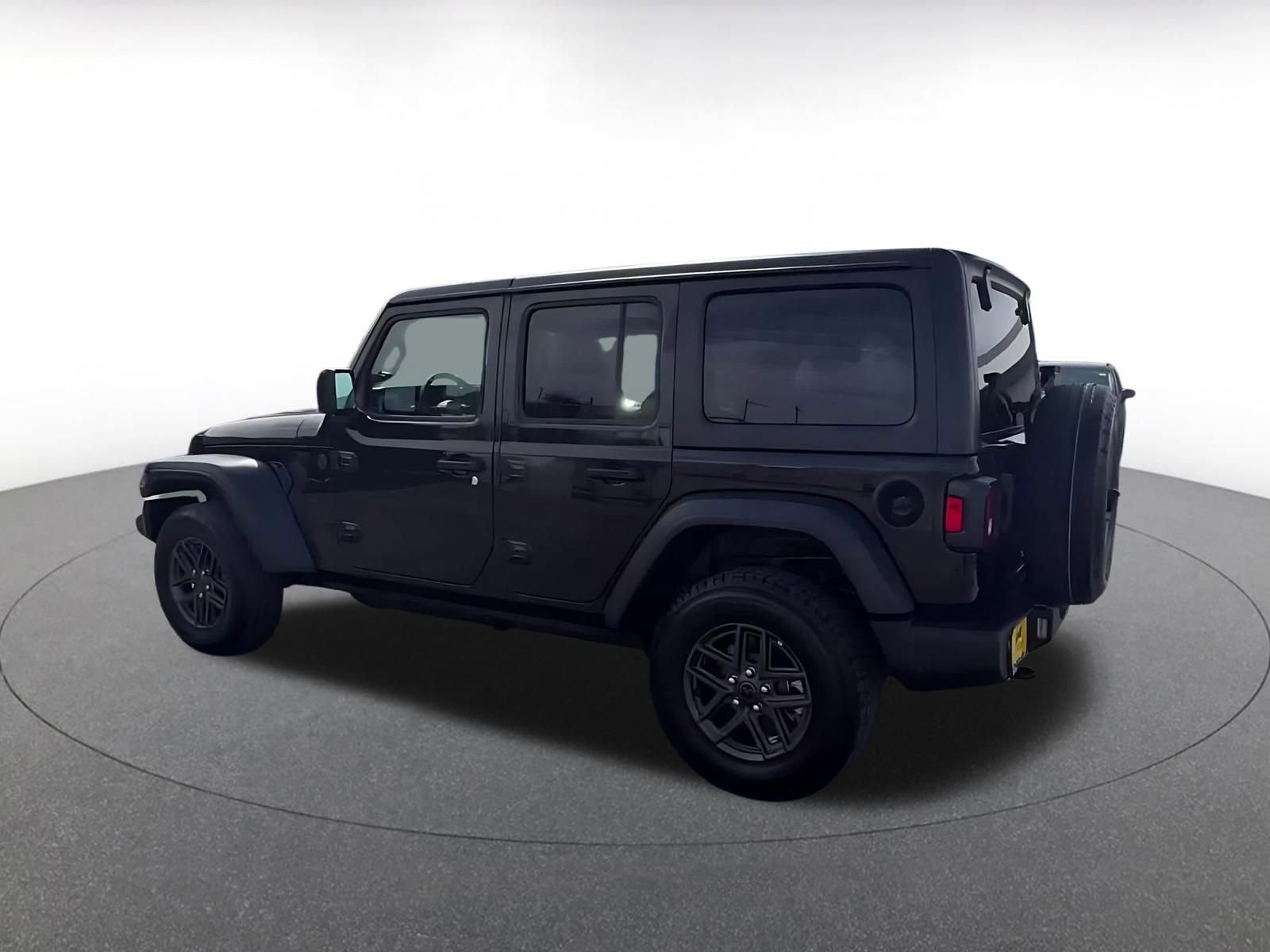 Thumbnail: 2025 Jeep Wrangler - 9