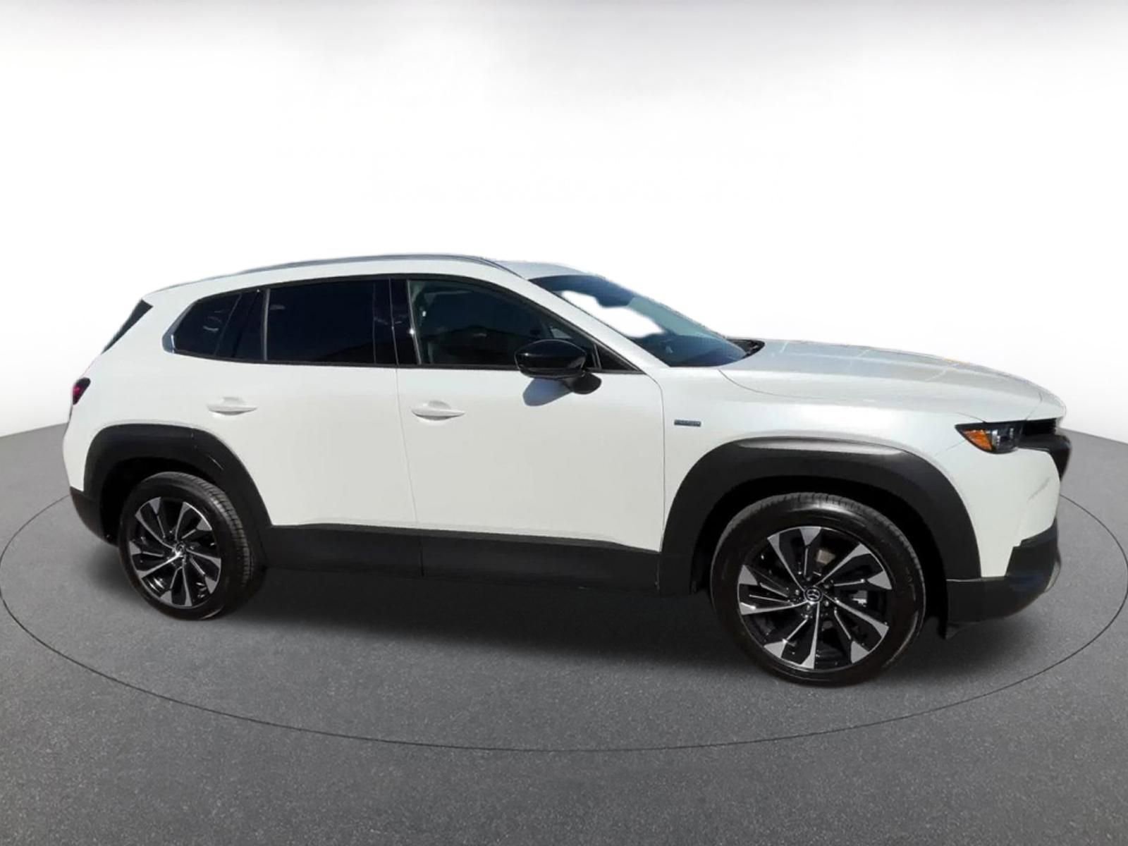 Thumbnail: 2025 Mazda CX-50 - 16