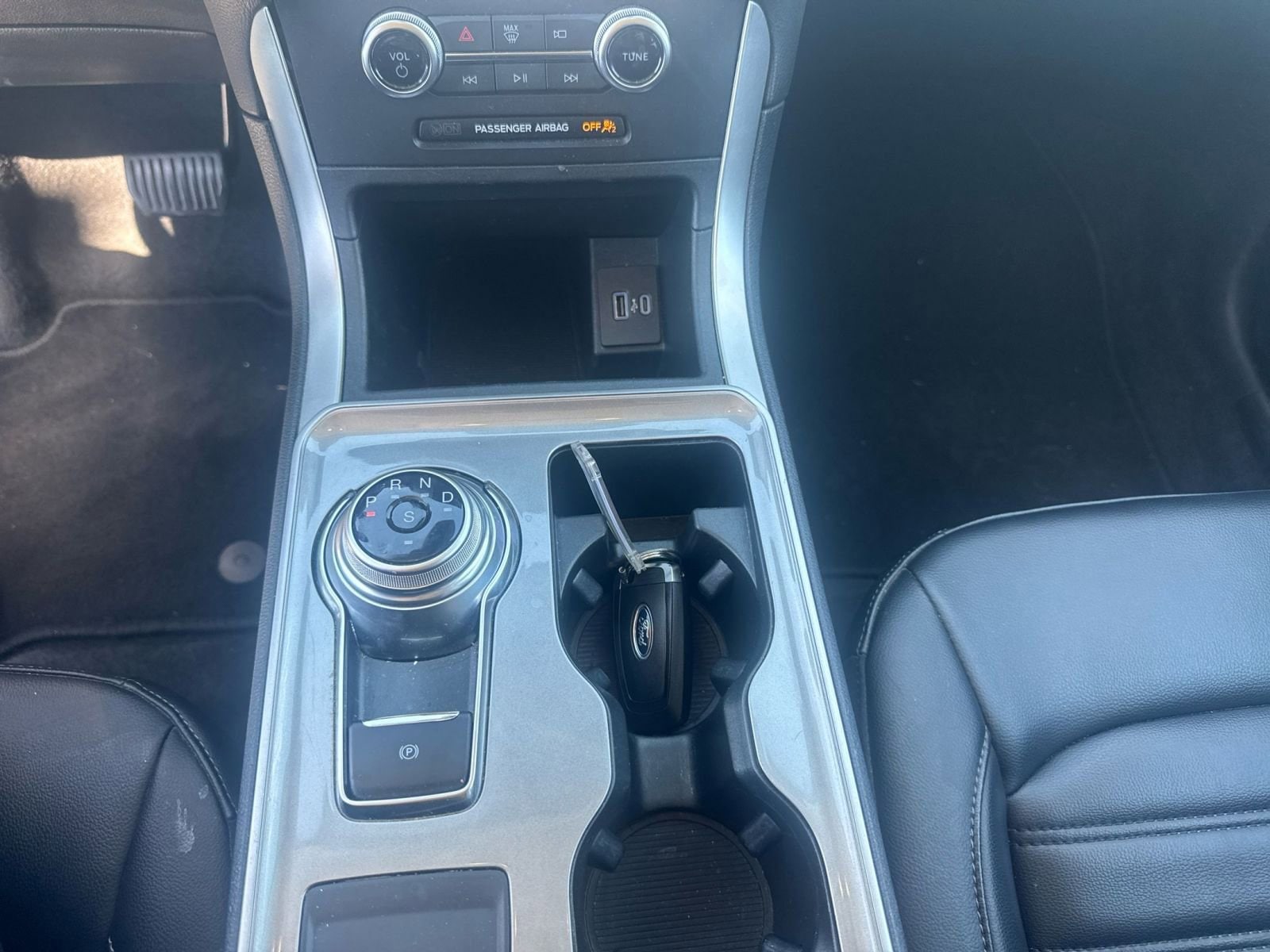 Thumbnail: 2024 Ford Edge - 10
