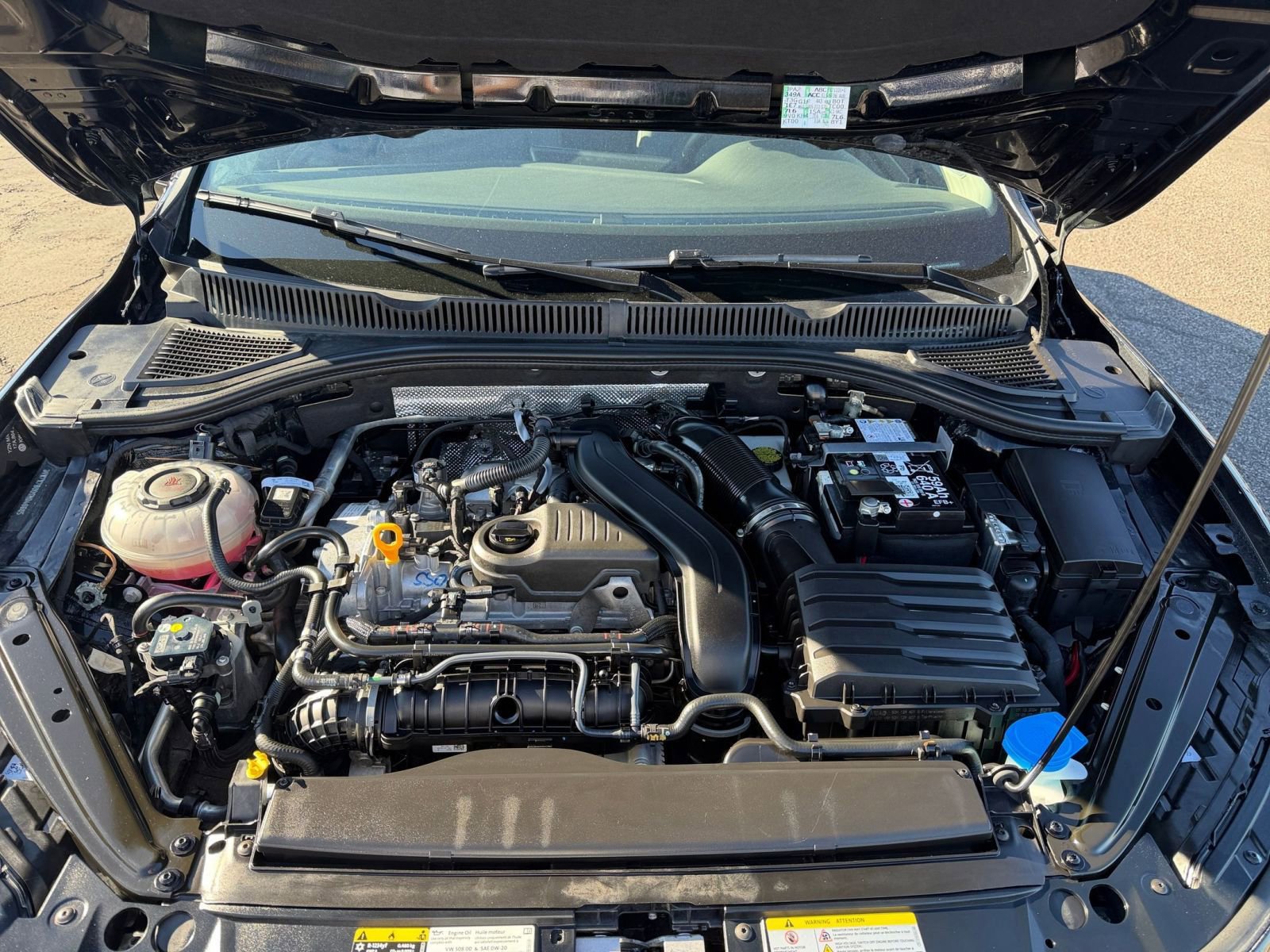 Thumbnail: 2025 Volkswagen Jetta - 30