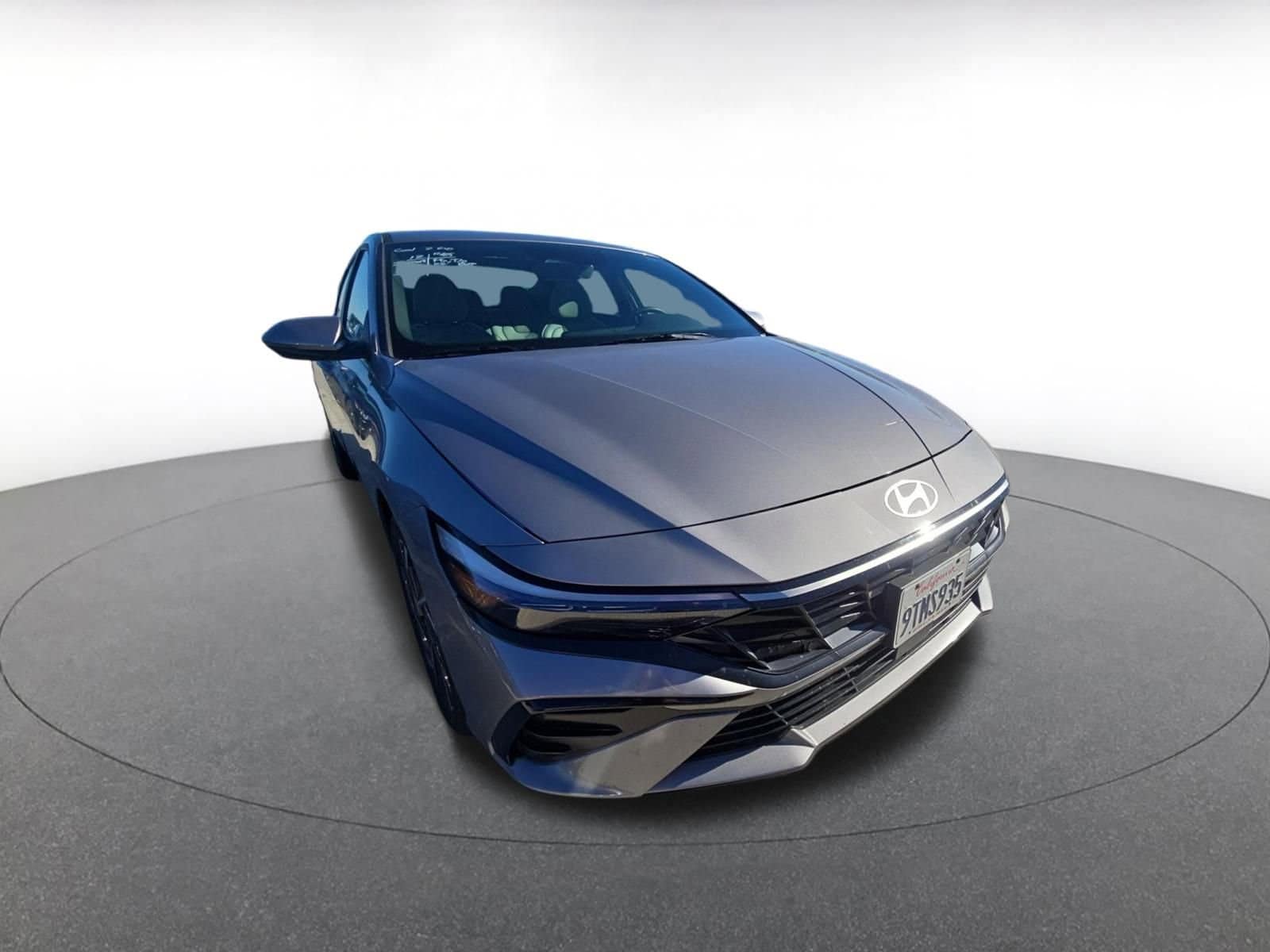 Thumbnail: 2025 Hyundai Elantra - 1