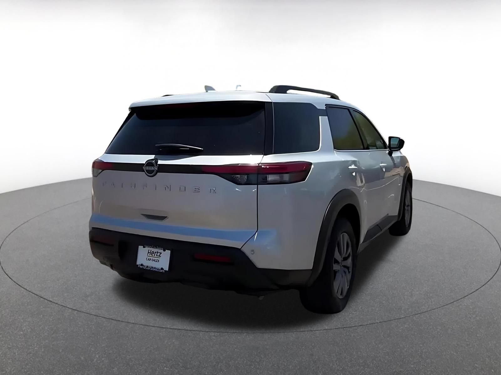 Thumbnail: 2025 Nissan Pathfinder - 14