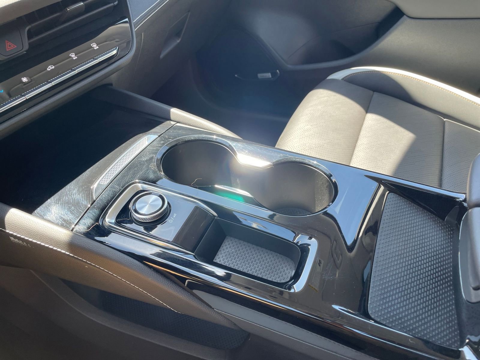 Thumbnail: 2024 Buick Envision - 35