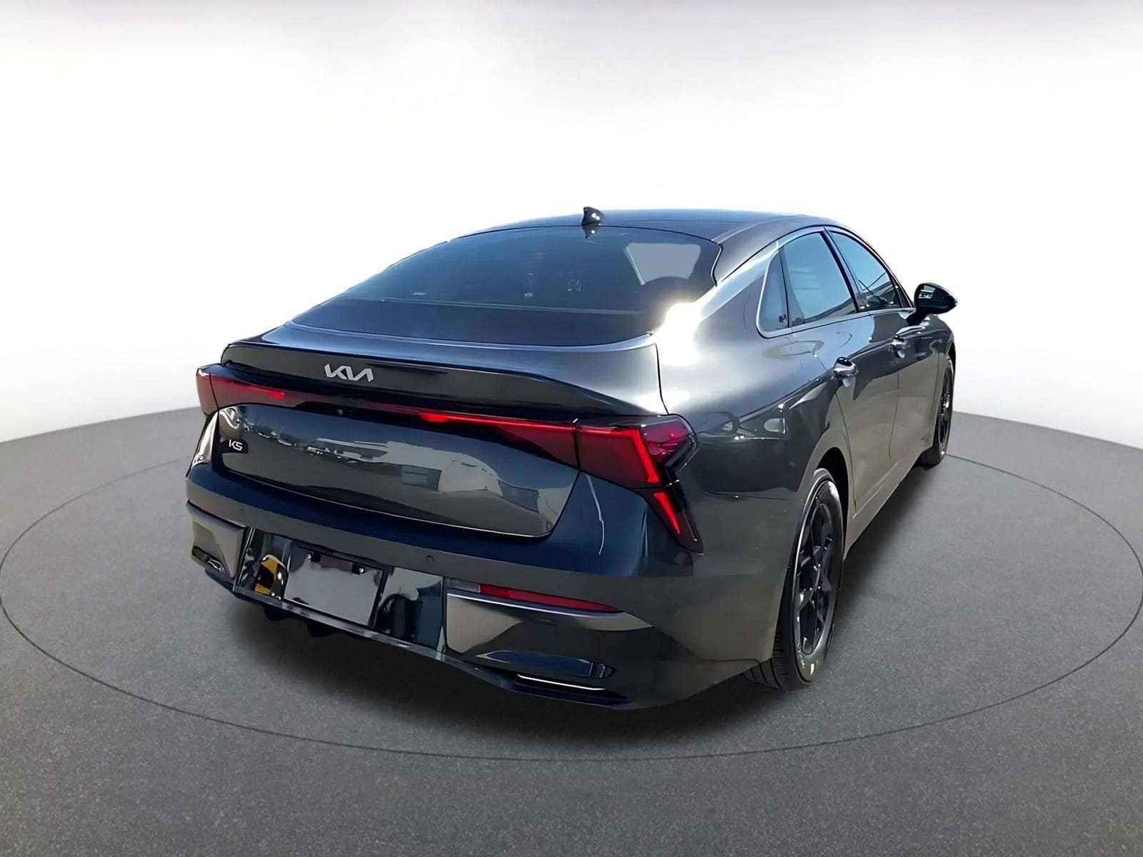 Thumbnail: 2025 Kia K5 - 14