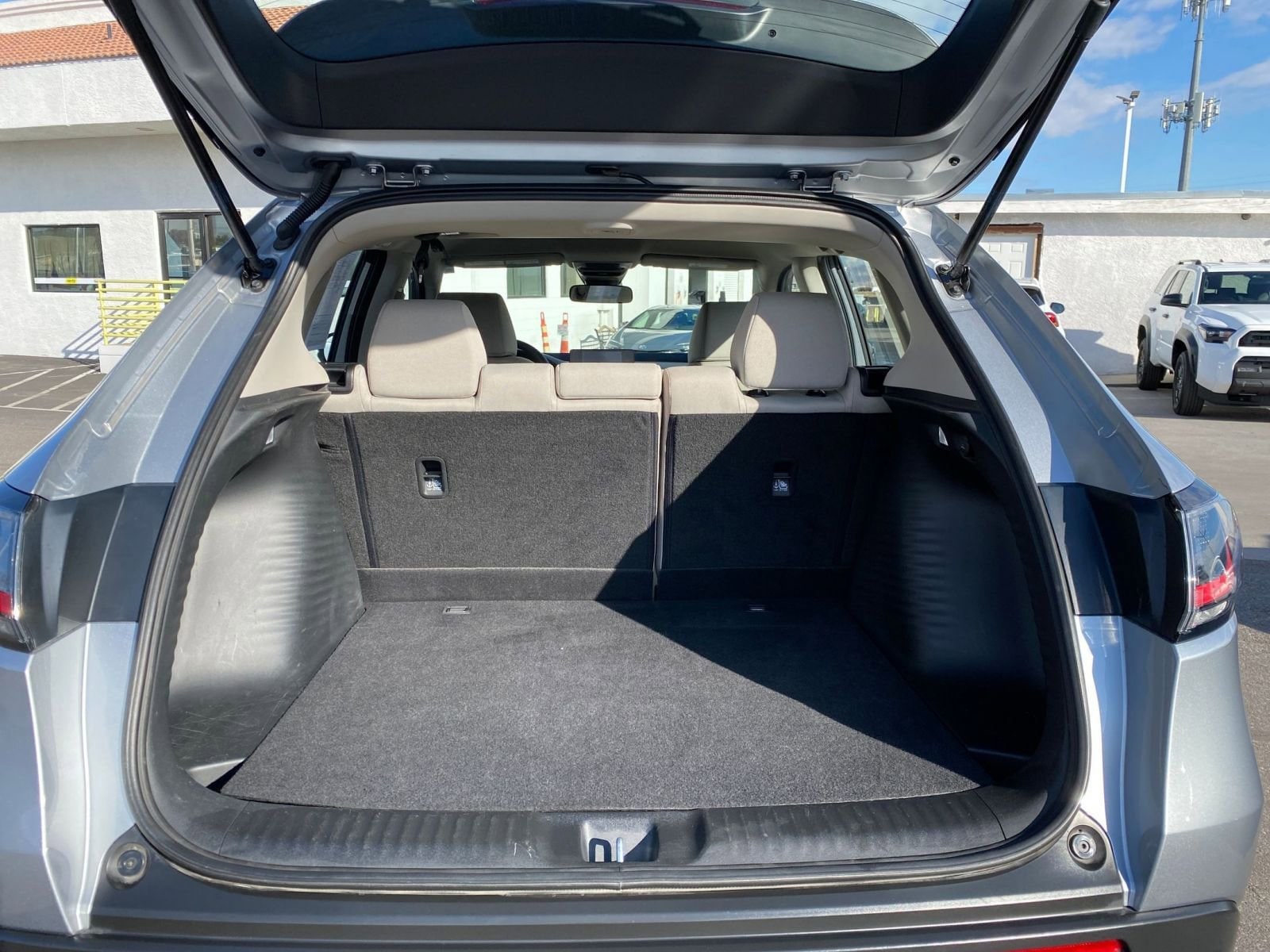 Thumbnail: 2025 Honda HR-V - 31