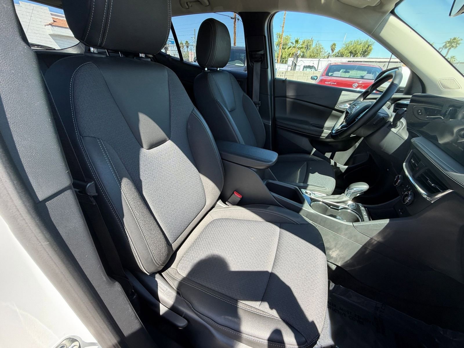 Thumbnail: 2025 Buick Encore GX - 35