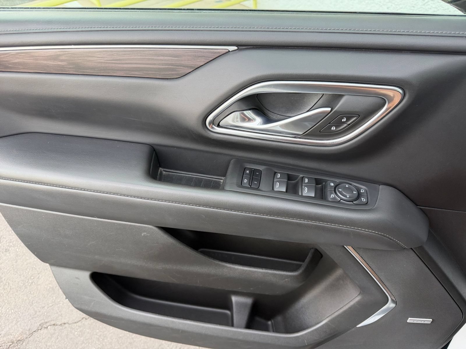Thumbnail: 2023 Chevrolet Tahoe - 18